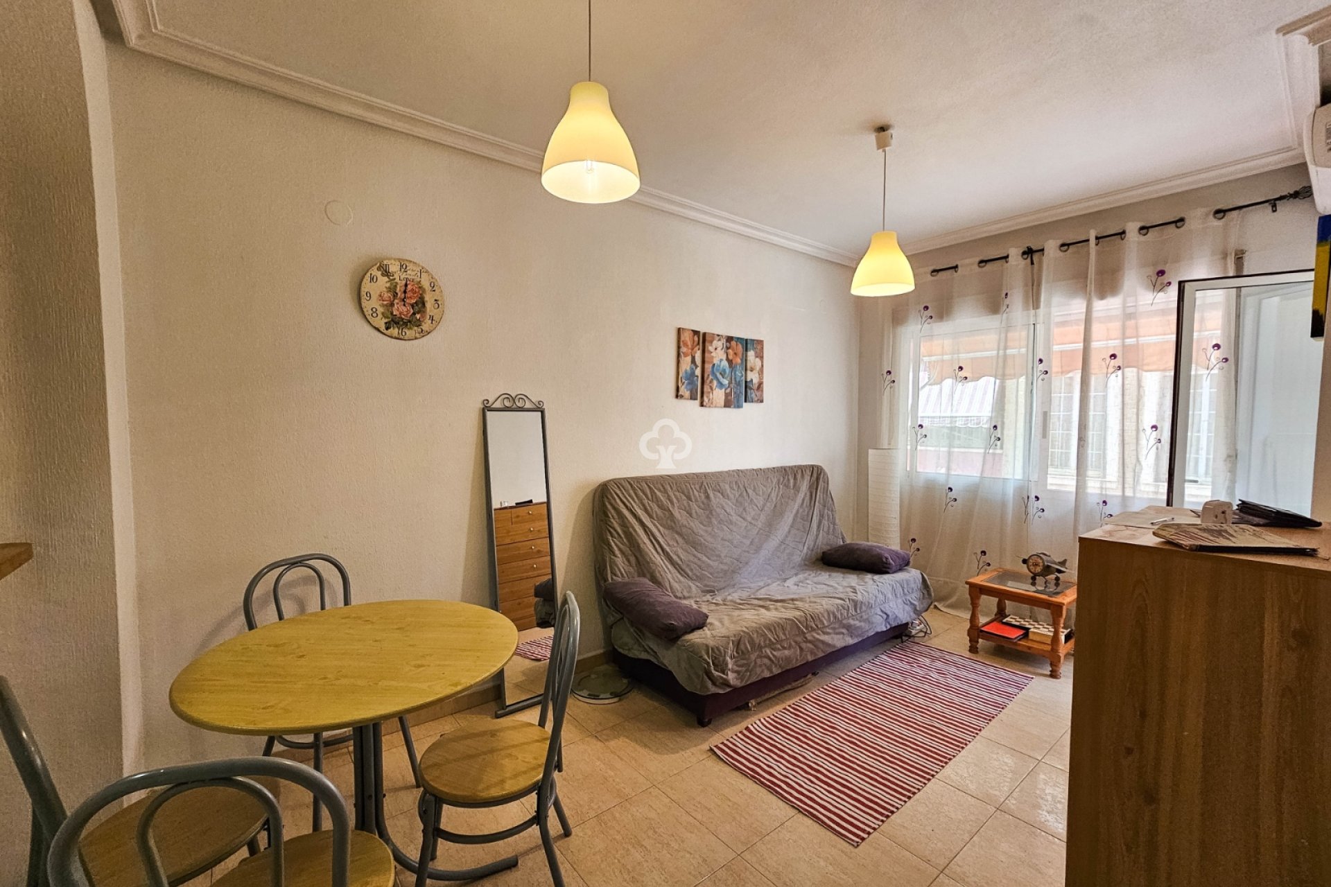 Reventa - Apartamento / piso -
Torrevieja - Centro