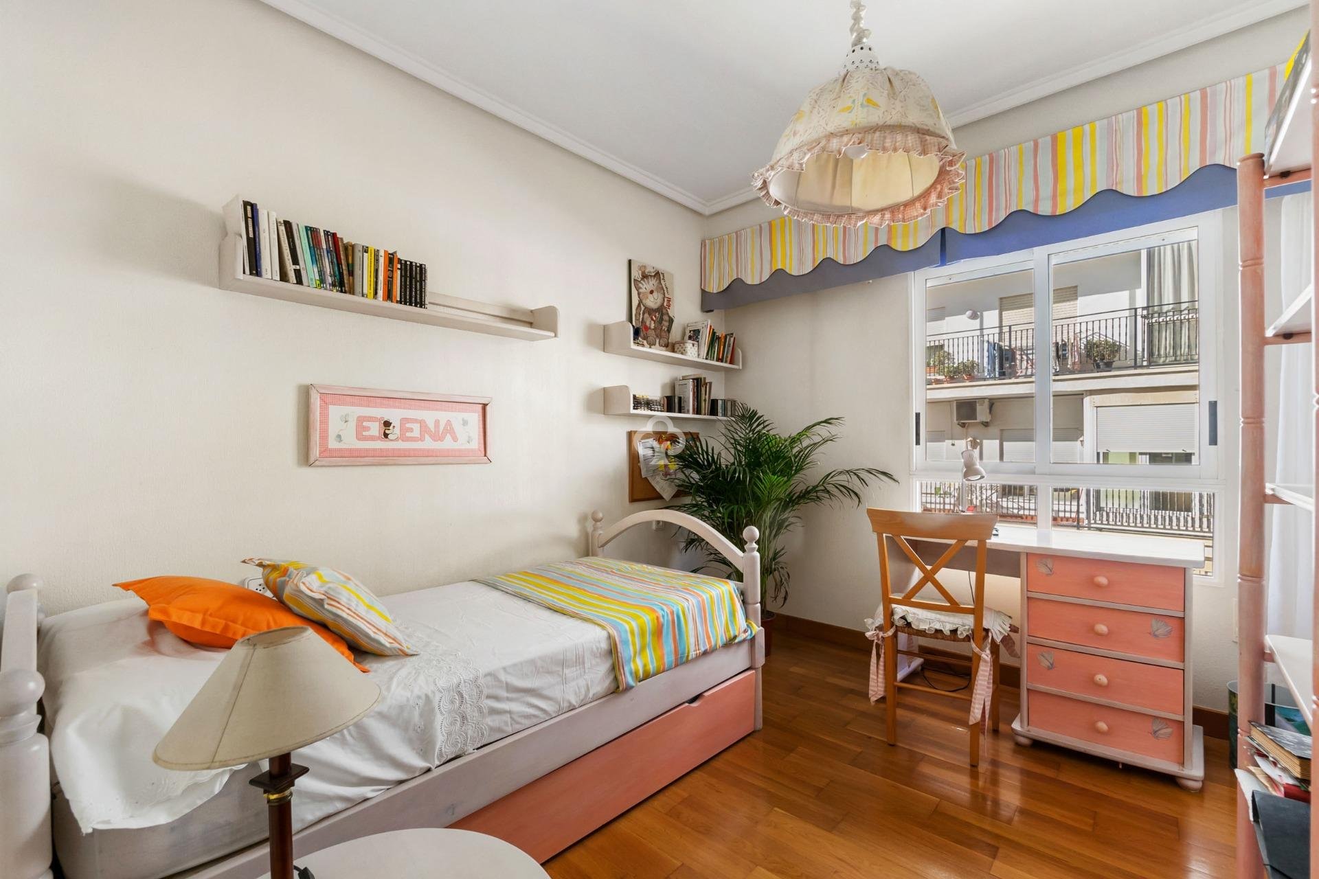 Reventa - Apartment -
Torrevieja - Centro - Muelle Pesquero