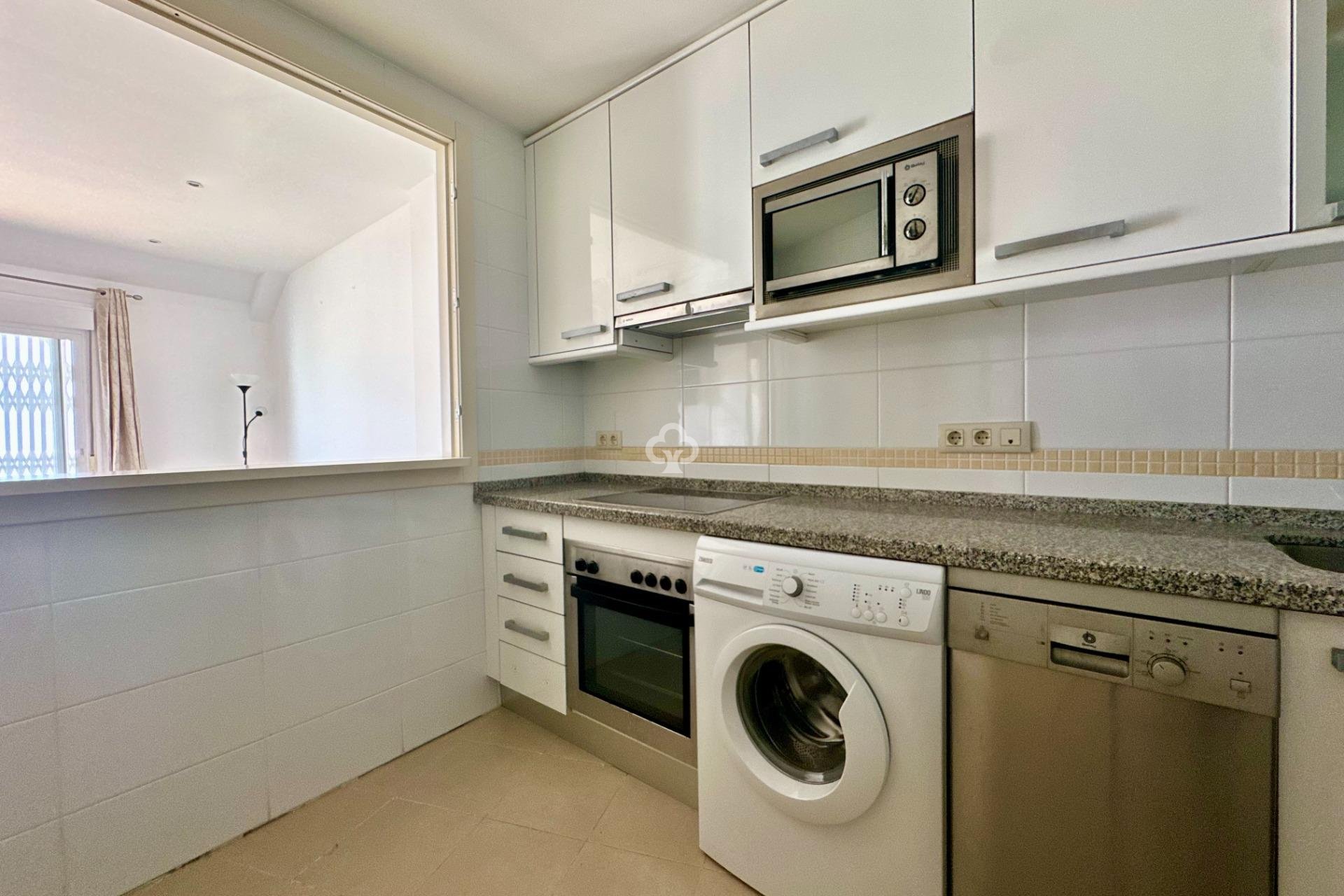 Reventa - Ático -
Fuengirola - Zona Sohail