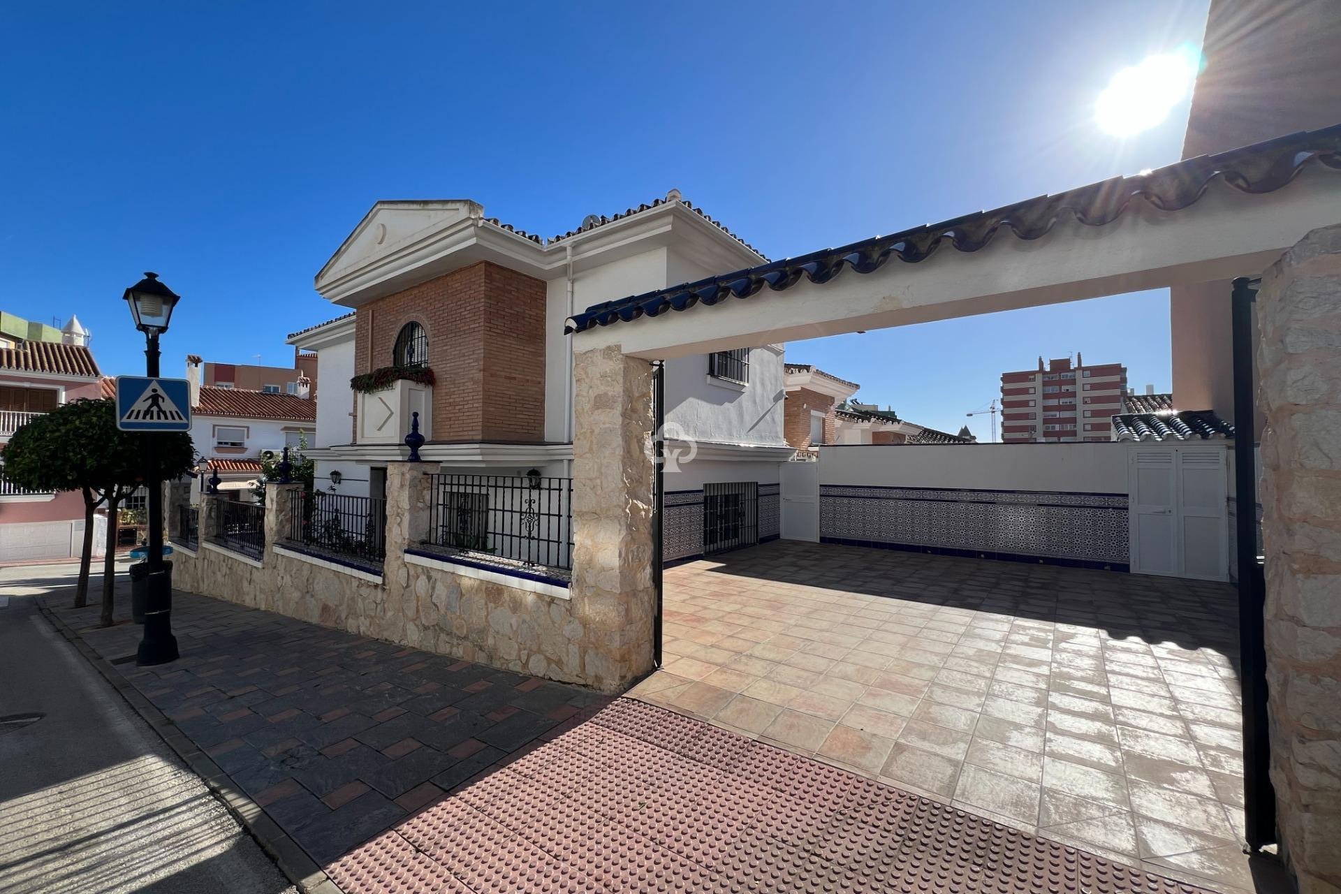 Reventa - Chalet -
Fuengirola - Centro