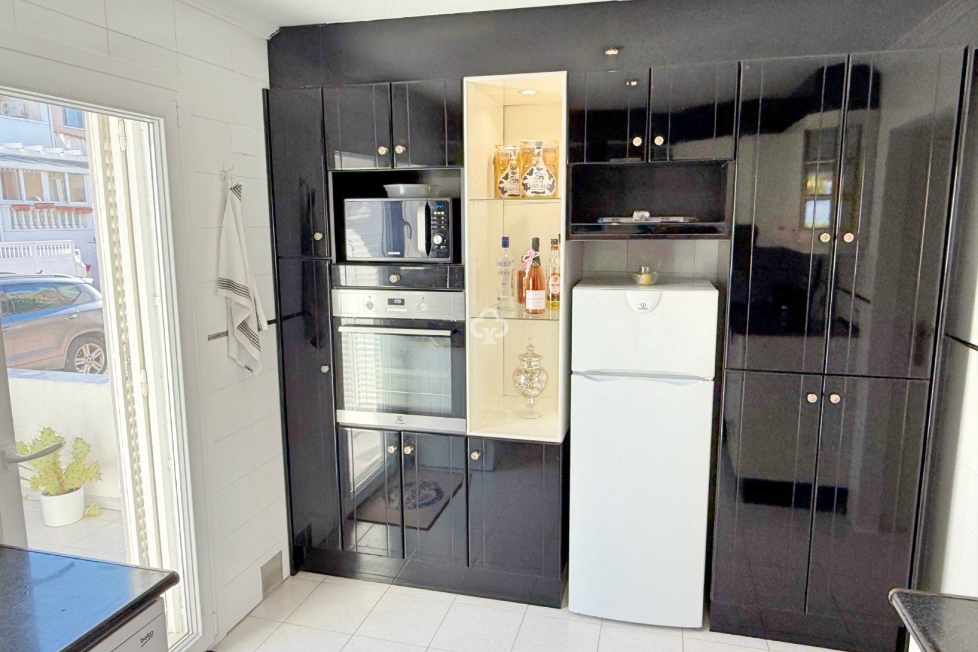 Reventa - Chalet -
Guardamar del Segura - Urbanizaciones