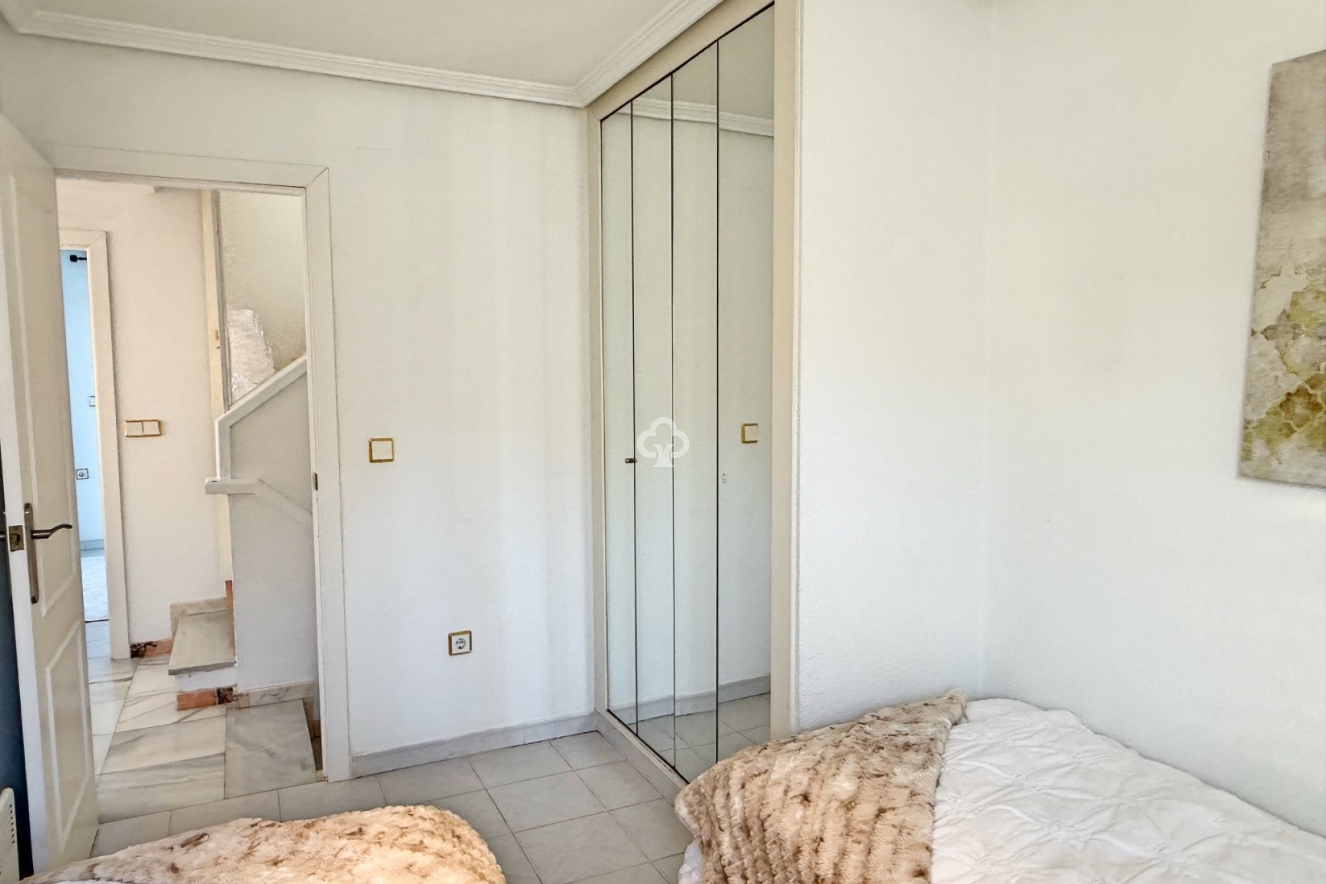 Reventa - Chalet -
Guardamar del Segura - Urbanizaciones