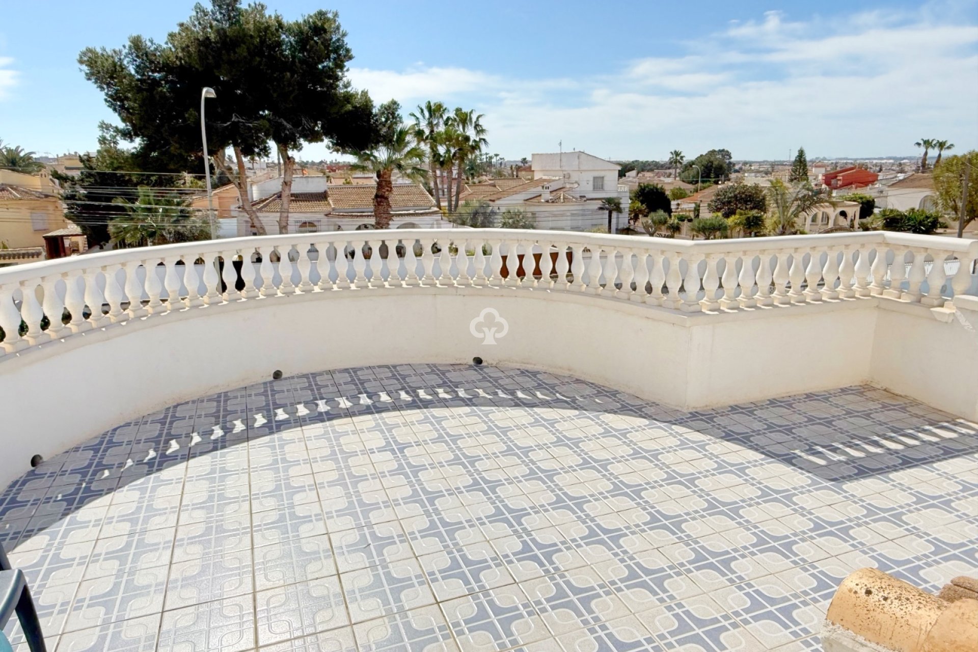 Reventa - Chalet independiente -
Torrevieja - 03184