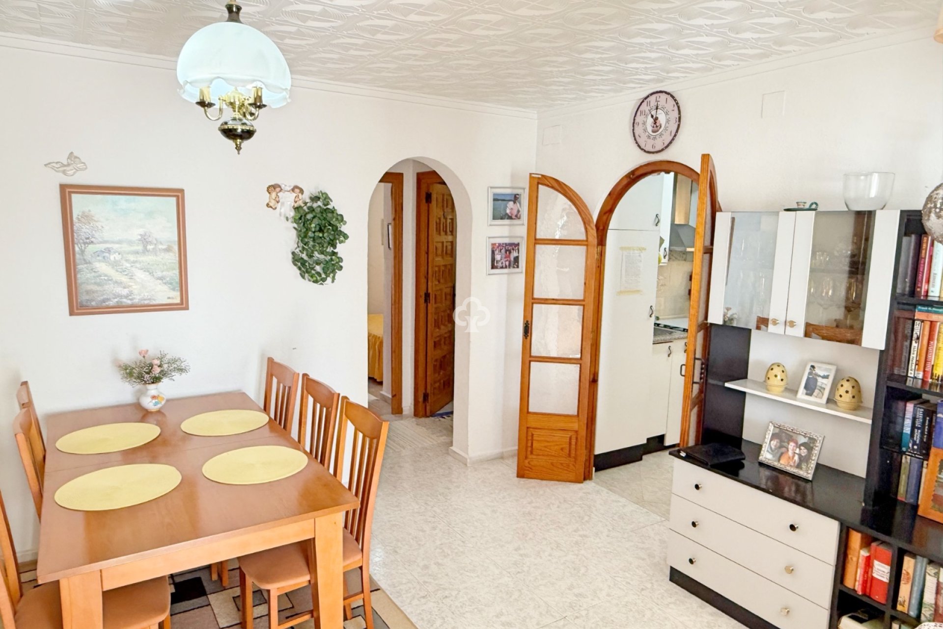 Reventa - Chalet independiente -
Torrevieja - 03184
