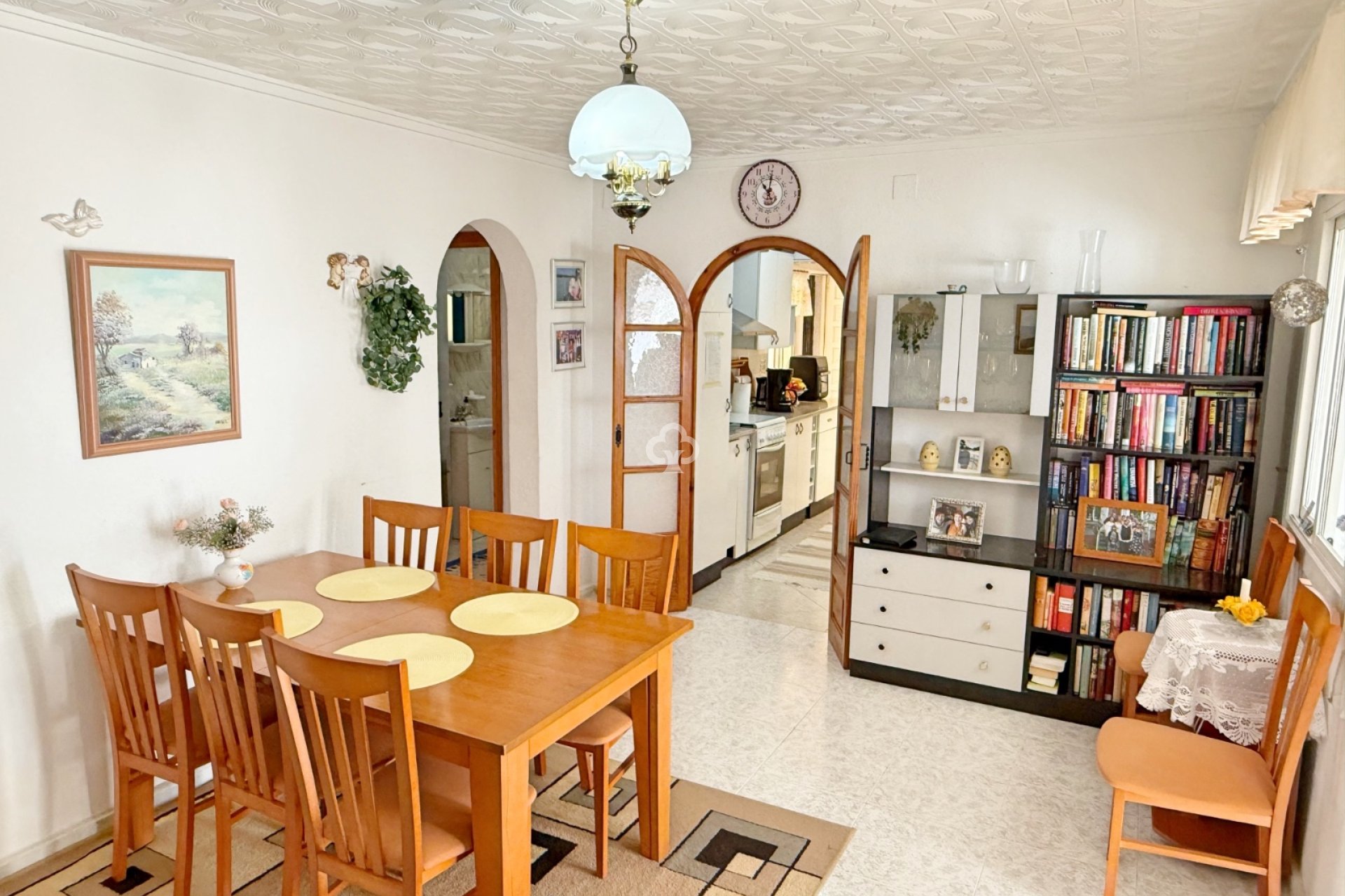 Reventa - Chalet independiente -
Torrevieja - 03184