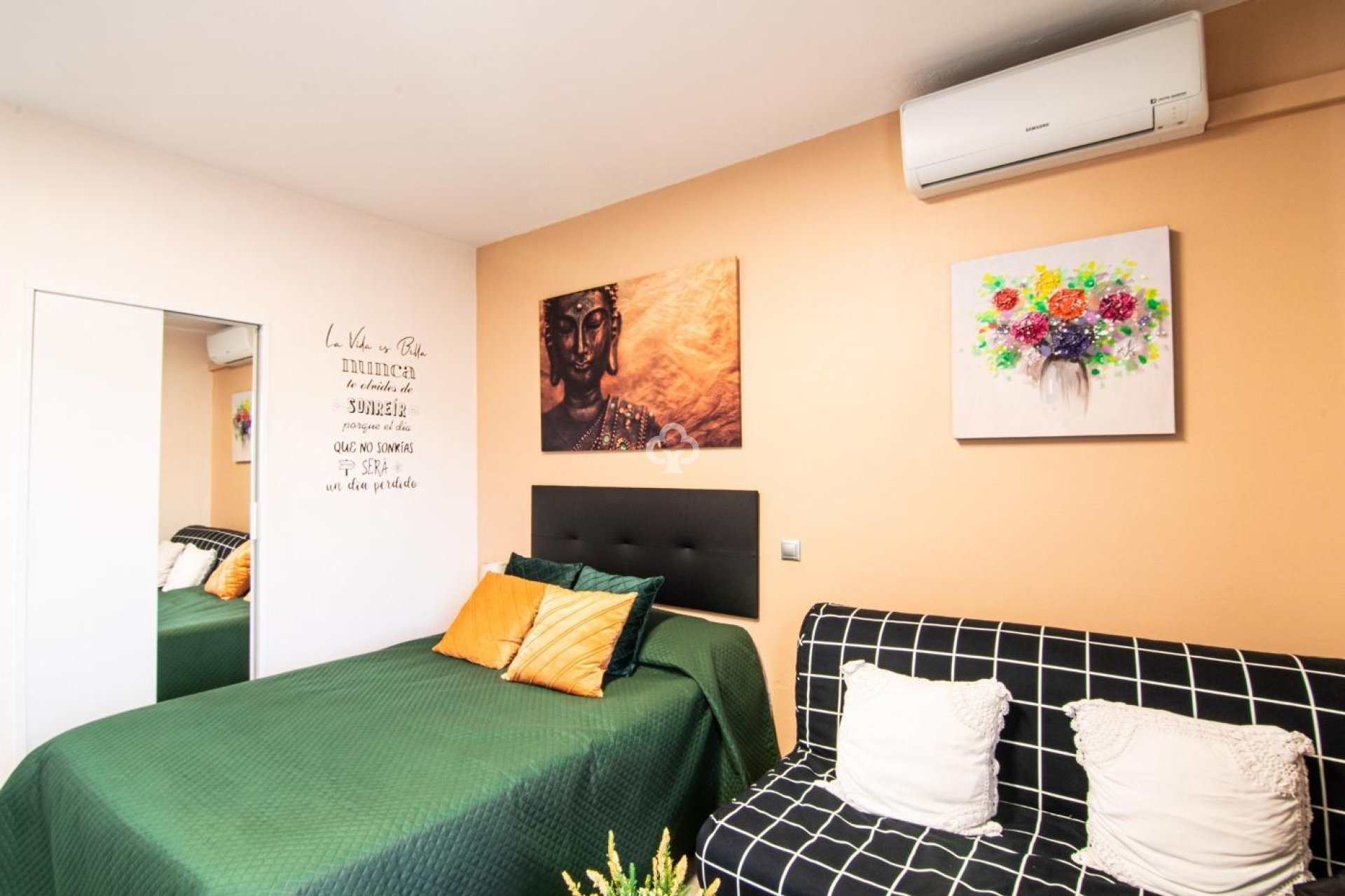 Reventa - Estudio -
Benalmádena - Parque de la Paloma