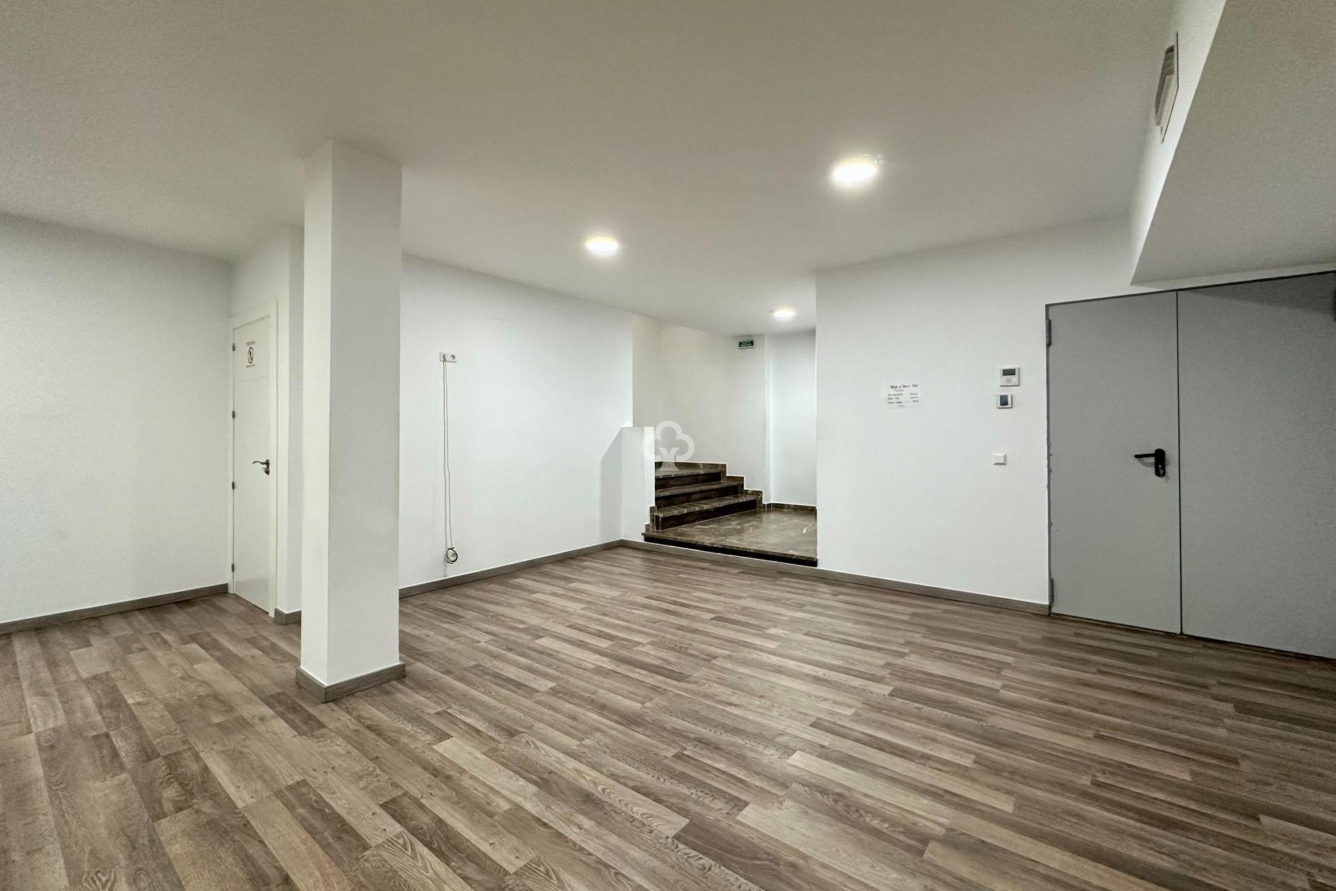 Reventa - Local comercial -
Mijas - Las Cañadas
