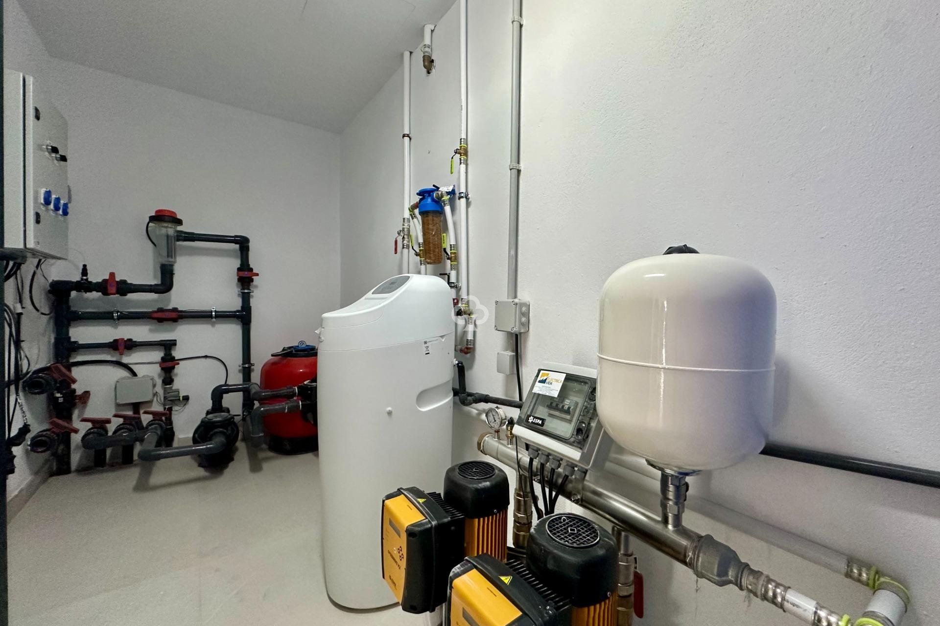 Reventa - Pareado -
Fuengirola - Los Pacos