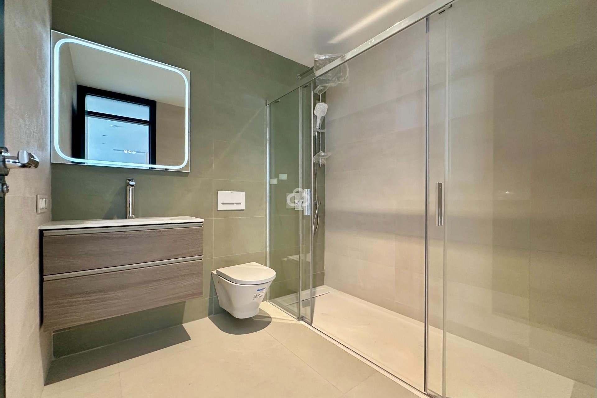 Reventa - Pareado -
Fuengirola - Los Pacos