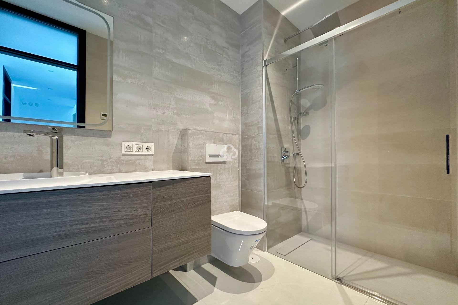 Reventa - Pareado -
Fuengirola - Los Pacos