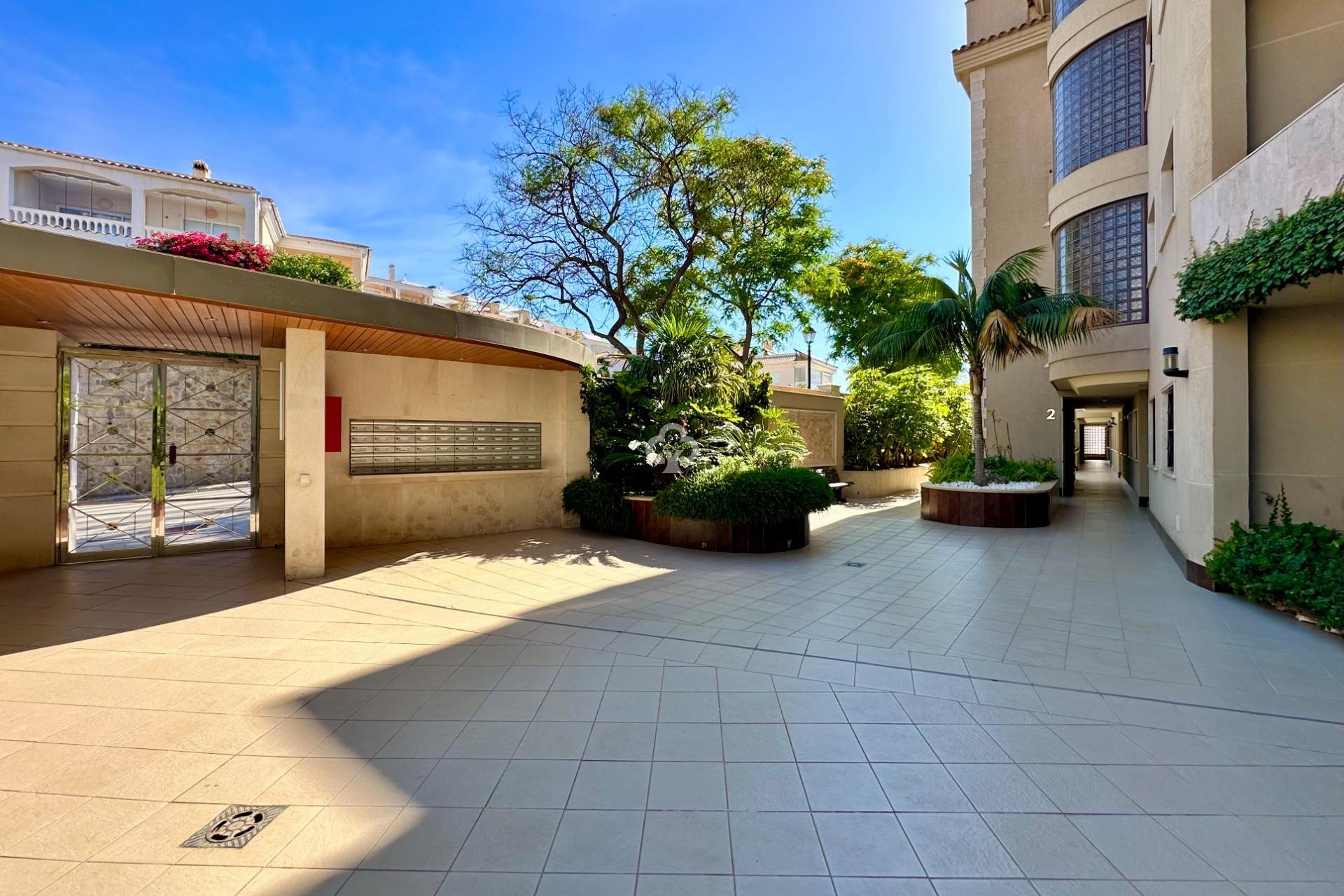 Reventa - Planta baja -
Fuengirola - Los Pacos