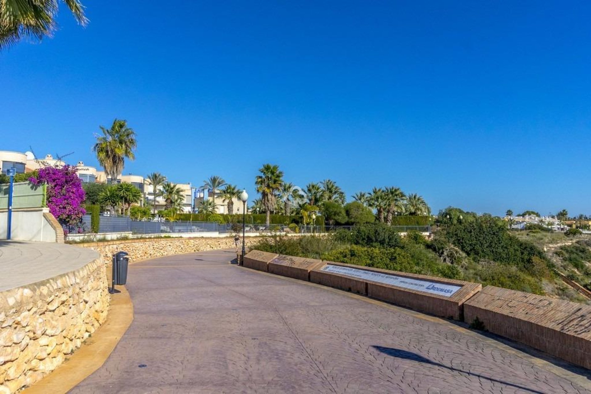 Reventa - Terraced house -
Cabo Roig