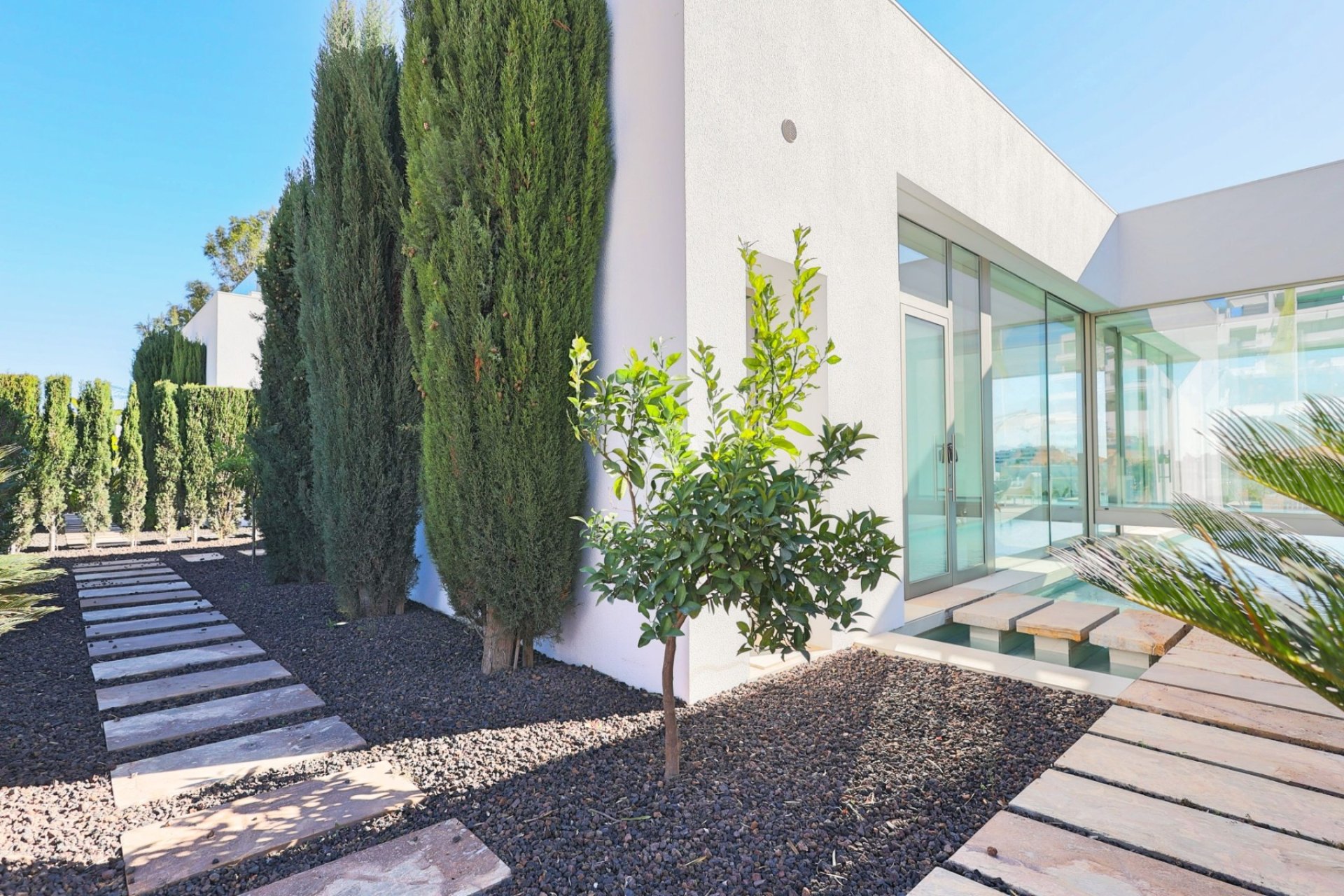 Reventa - Villa -
Orihuela - 03189