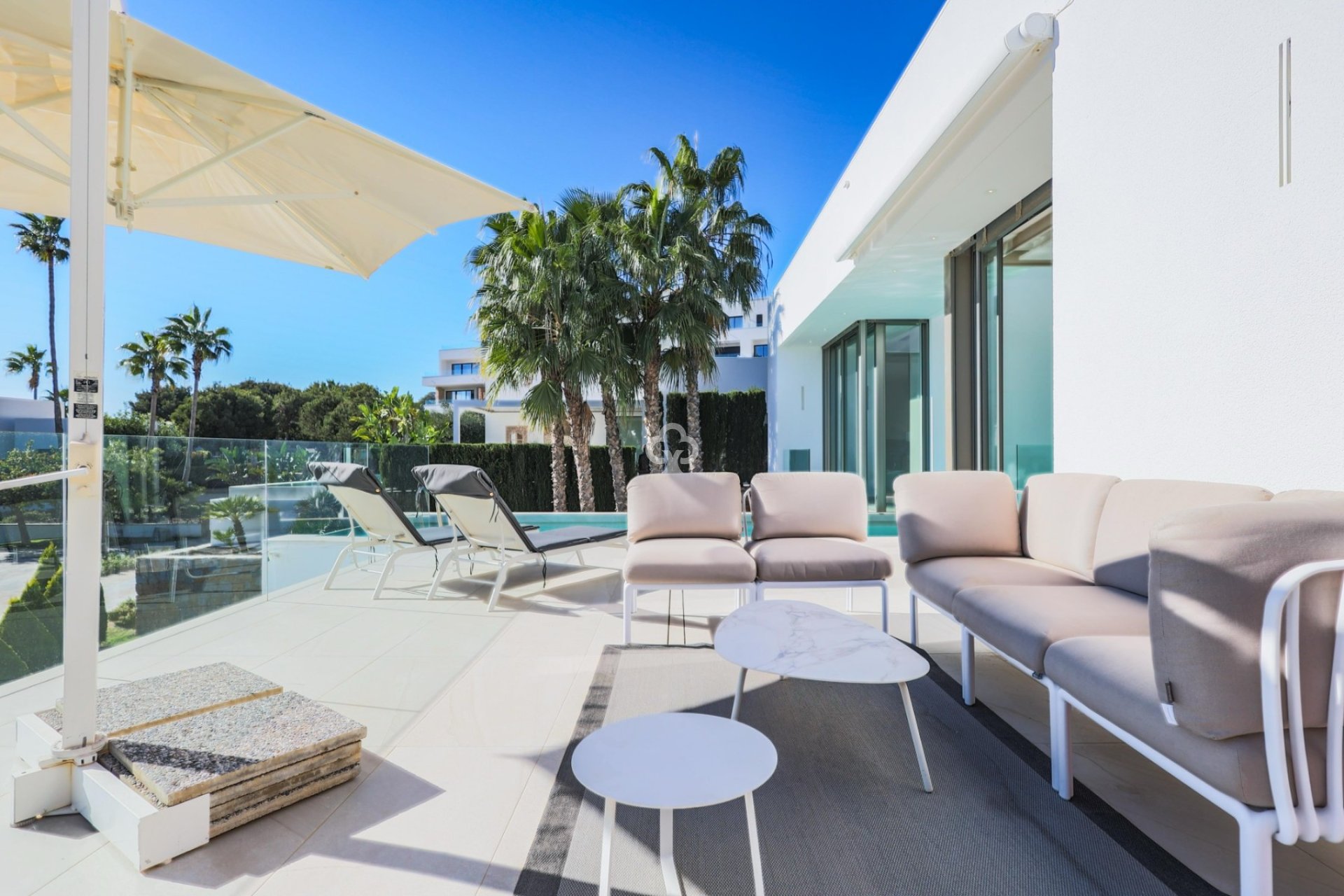 Reventa - Villa -
Orihuela - 03189