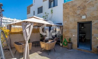 Terraced house - Jälleenmyynti - Orihuela Costa -
                Las Filipinas