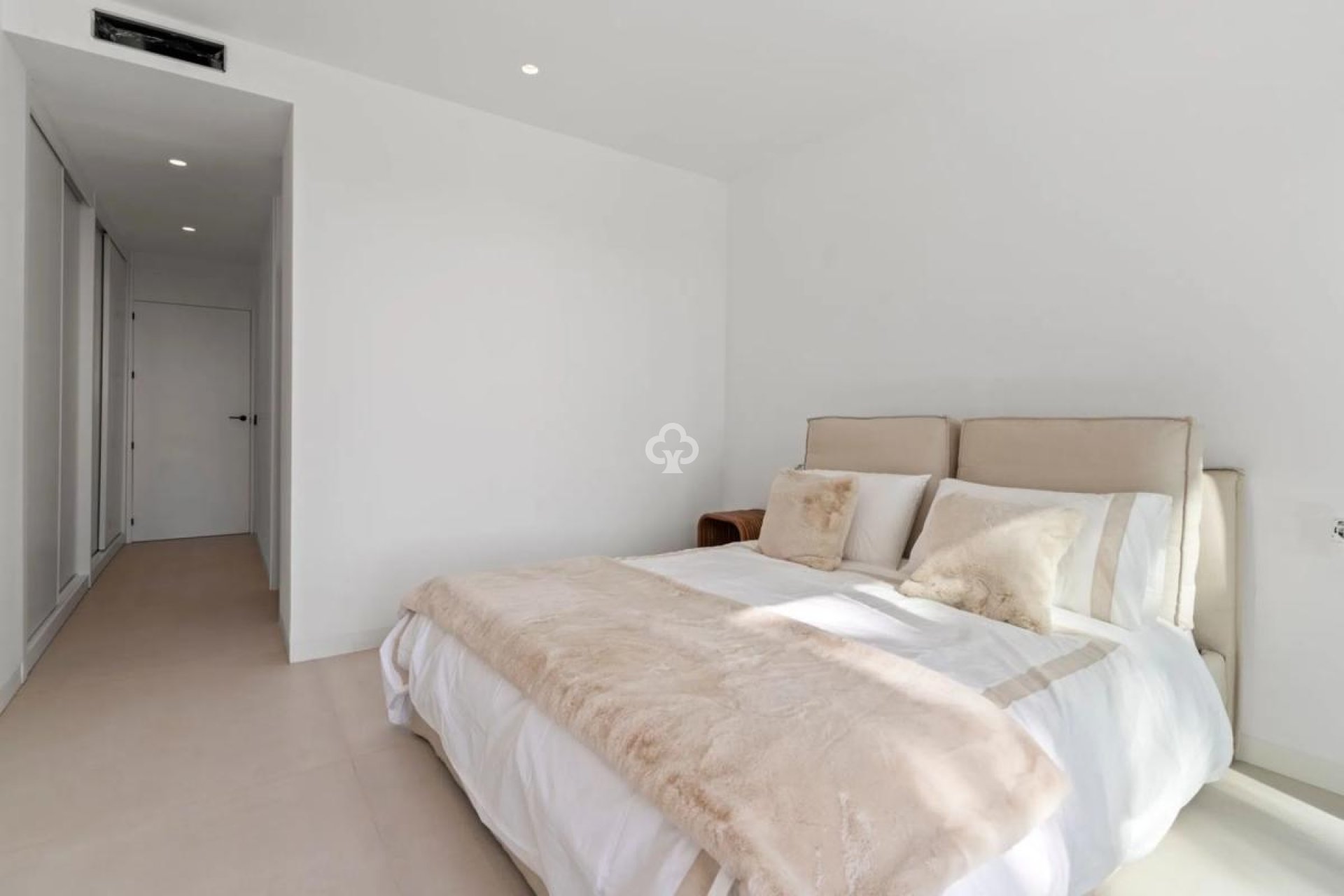 Uudiskohde - Adosados -
Estepona - Calle Tolox, 8