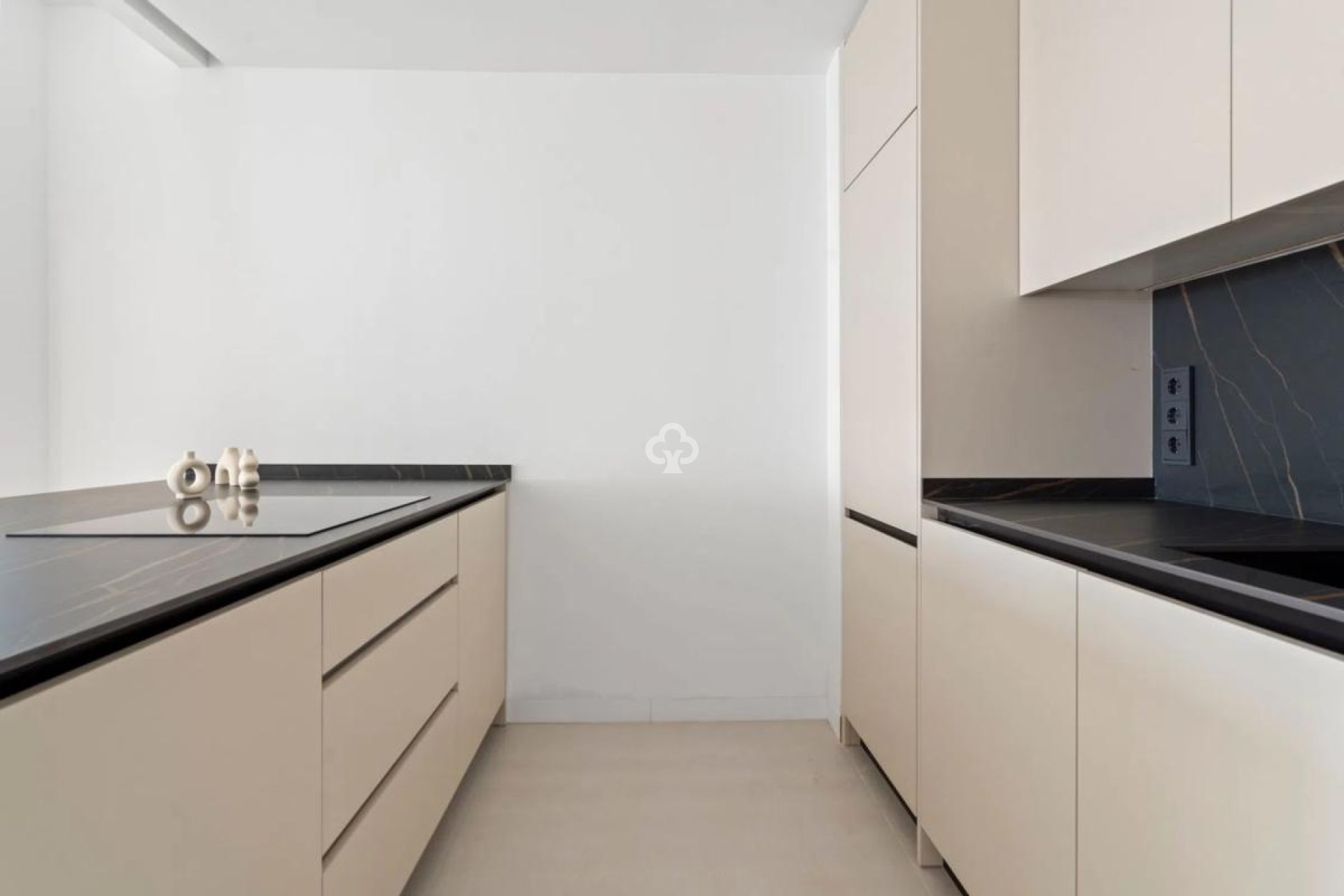 Uudiskohde - Adosados -
Estepona - Calle Tolox, 8