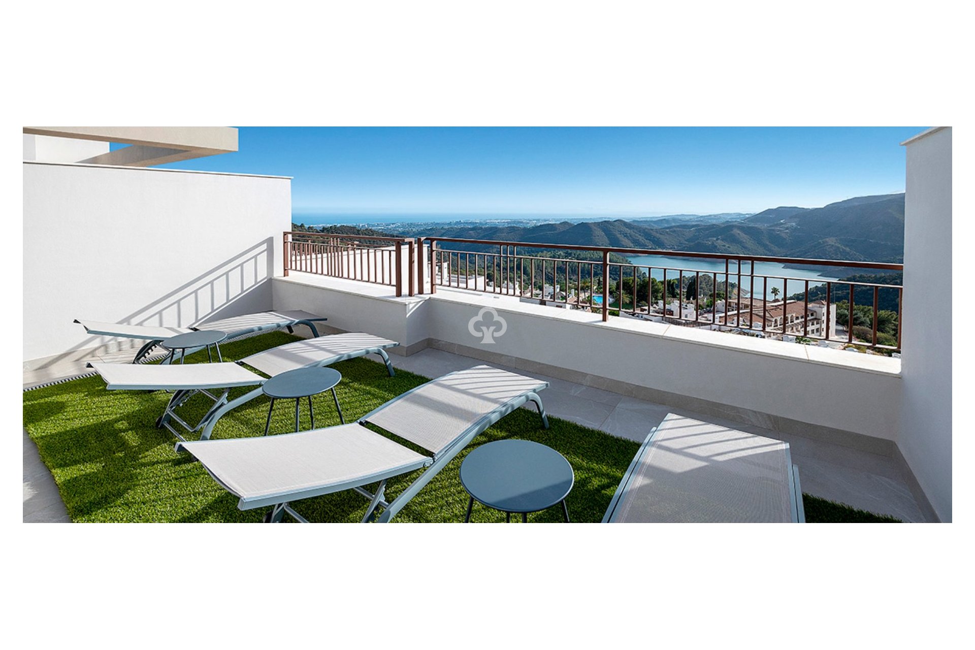 Uudiskohde - Adosados -
Istan - 29611