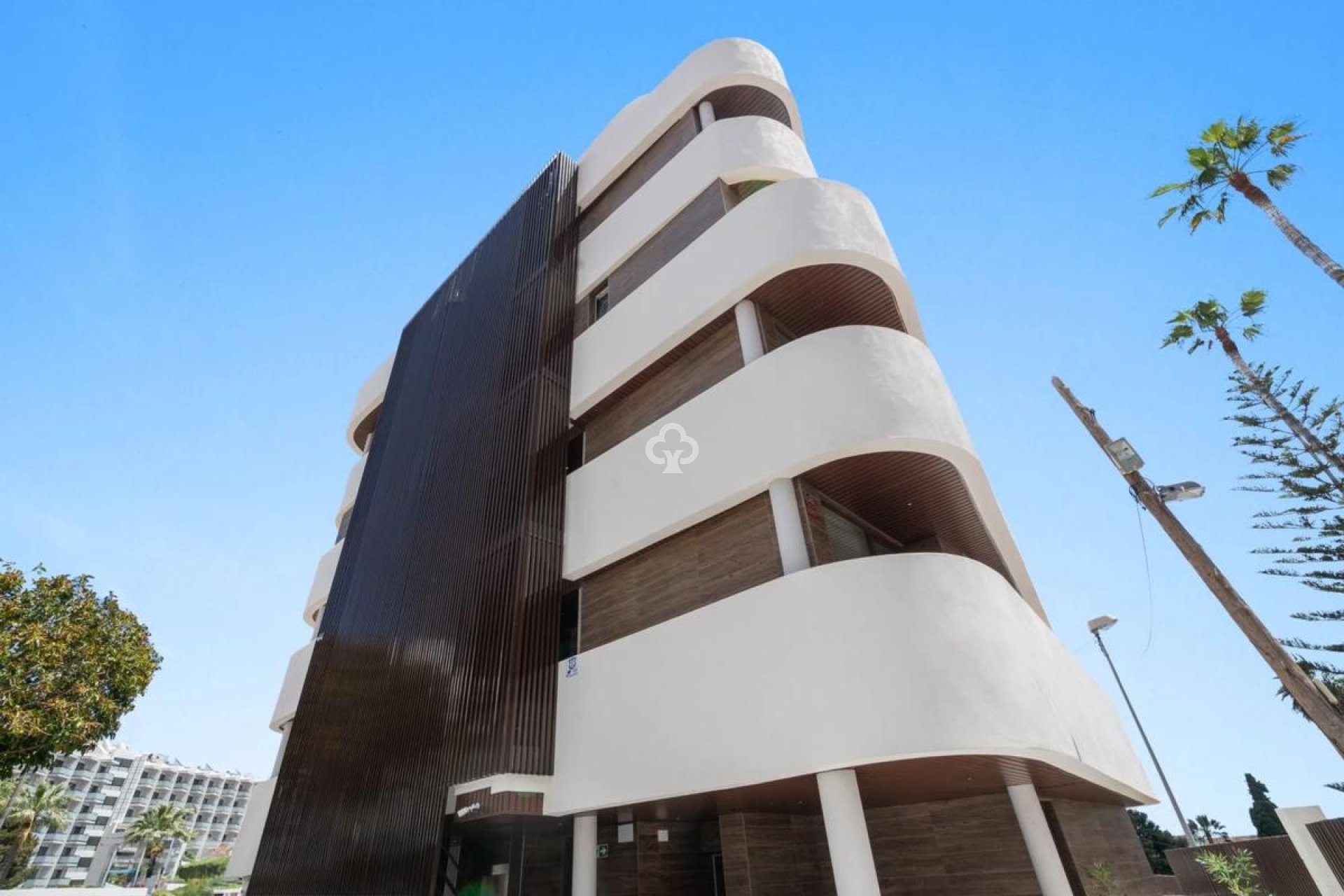 Uudiskohde - Áticos -
Benalmádena - Avenida Los Abedules, 1