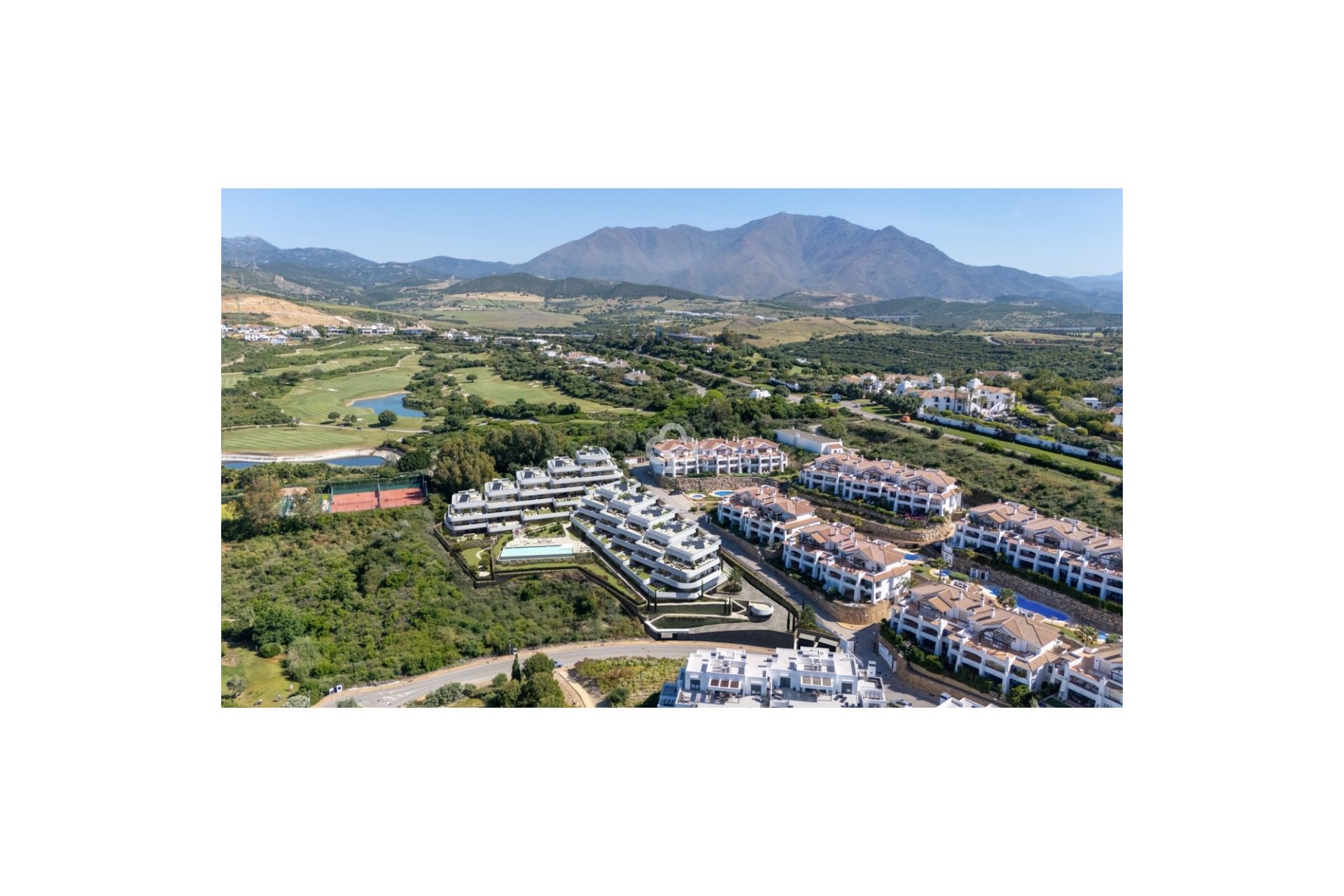 Uudiskohde - Bajos -
Casares - 29690