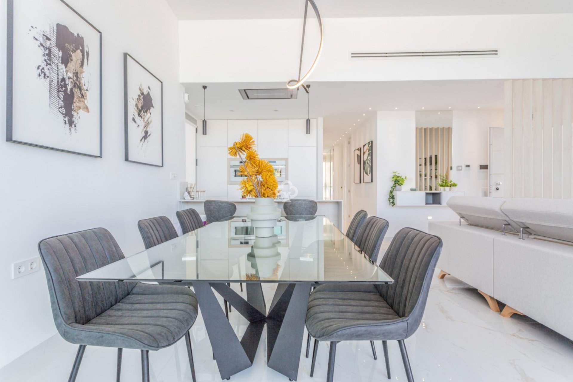 Uudiskohde - Villas -
Torrevieja - 03186