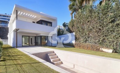 Villas - New Build - Mijas -
                Mijas