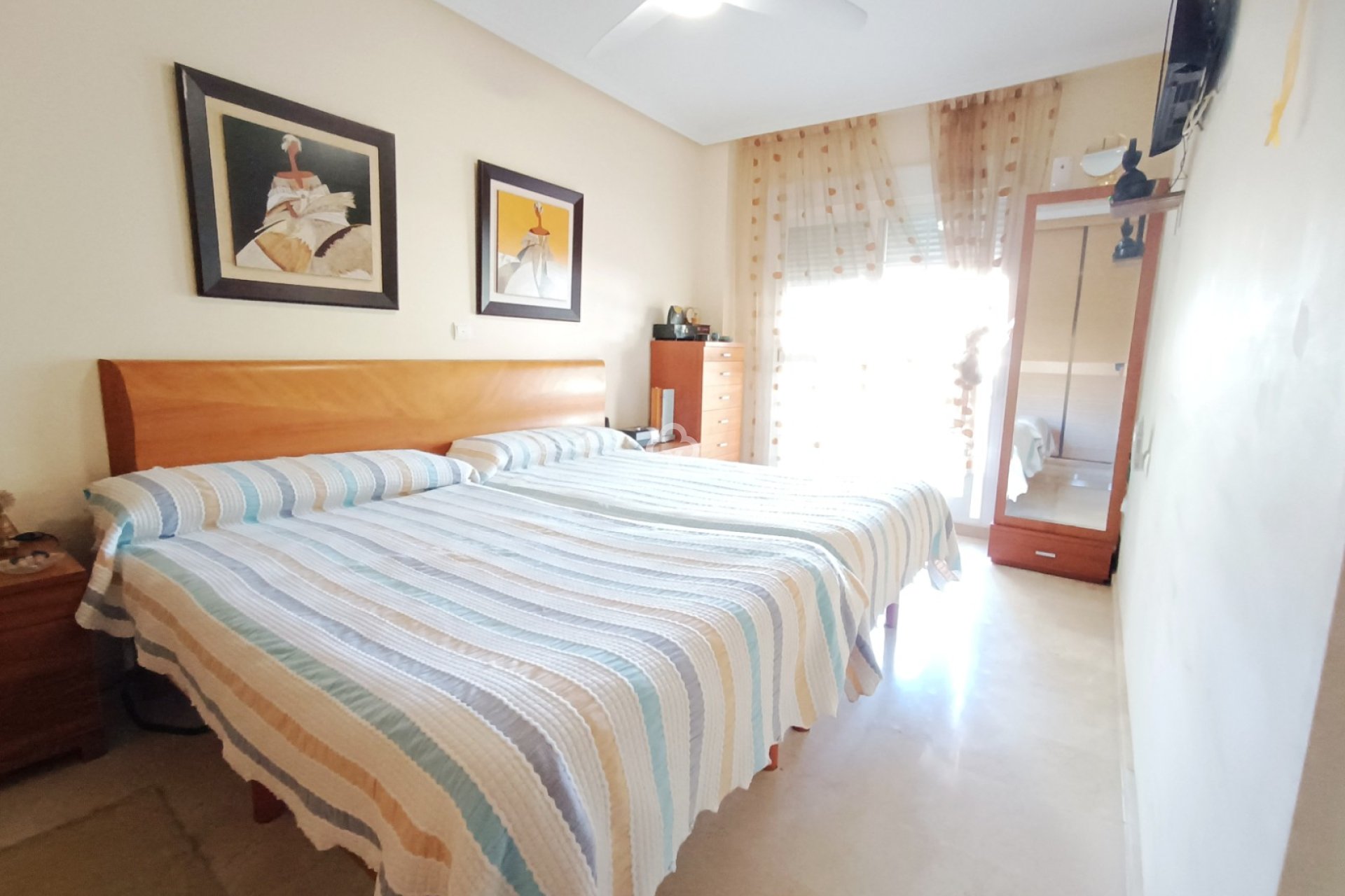 Wiederverkauf - Apartamento -
Benalmádena - Nueva torrequebrada