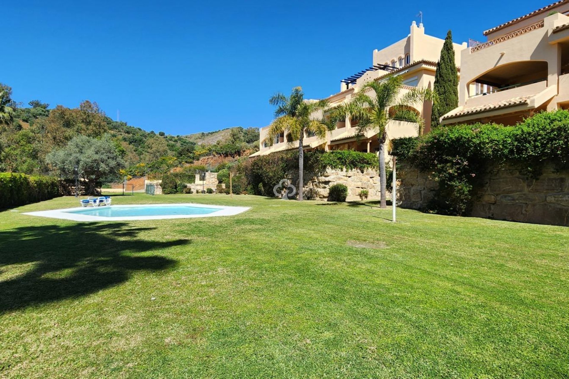 Wiederverkauf - Apartamento -
Elviria