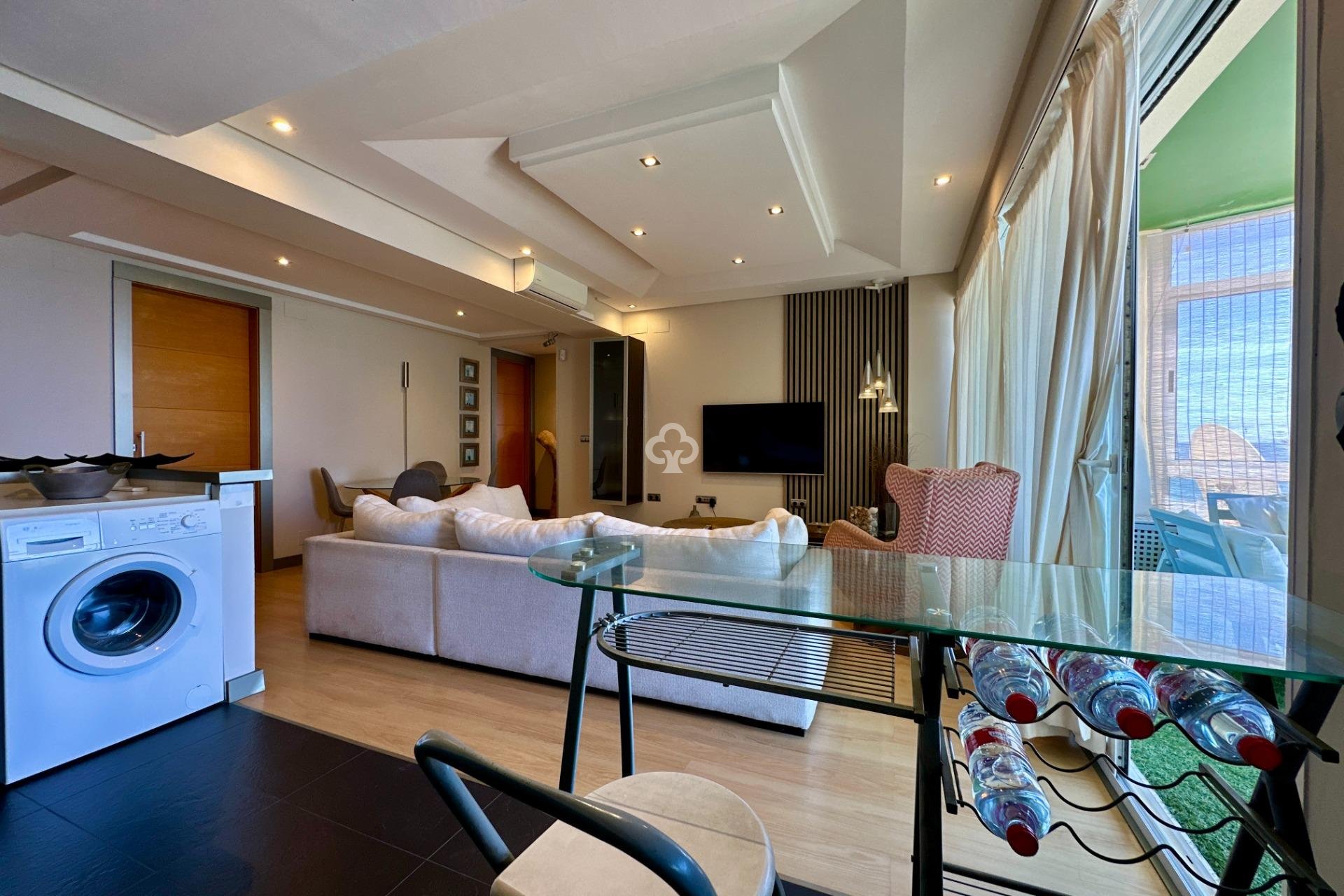Wiederverkauf - Apartamento -
Fuengirola - Carvajal