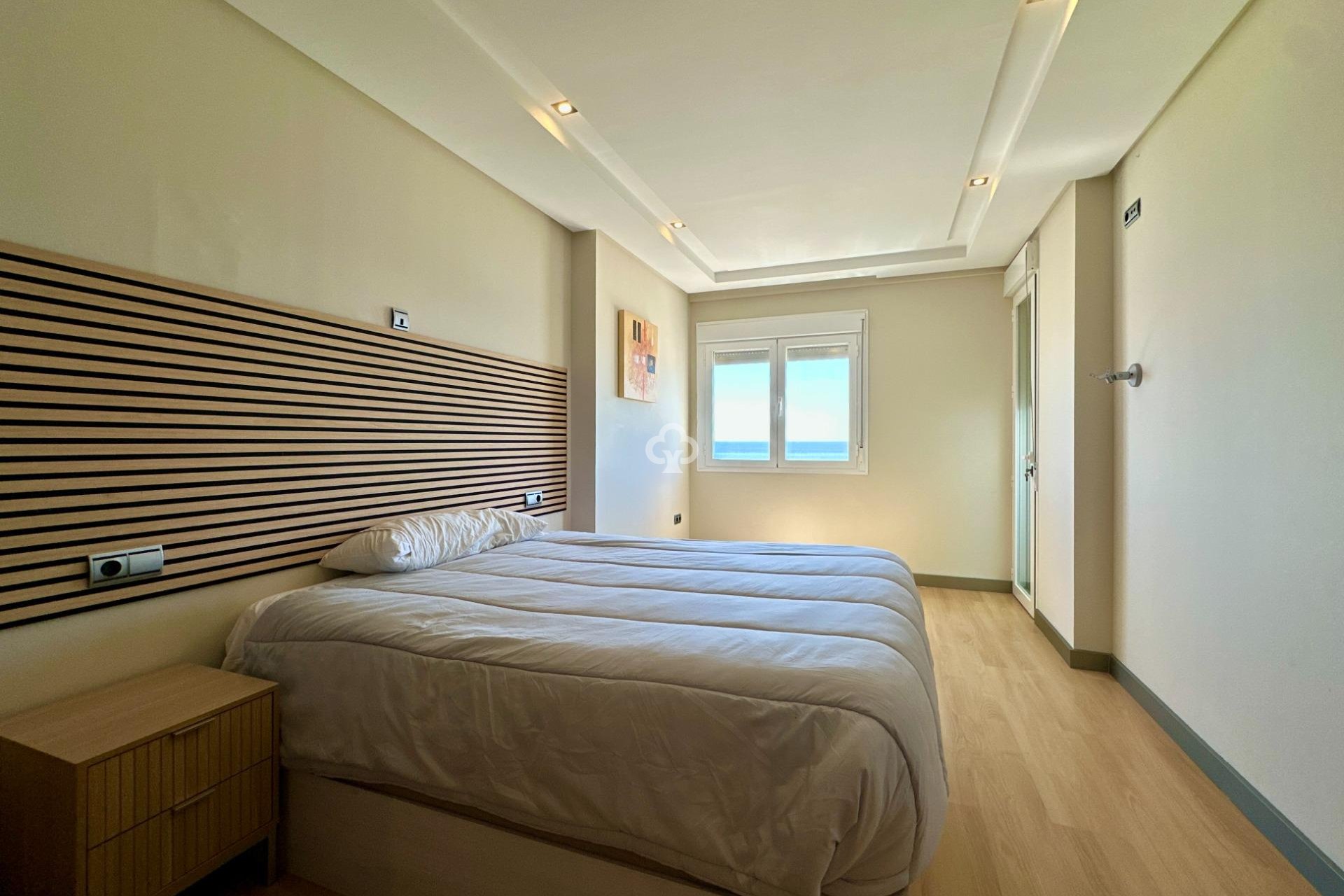 Wiederverkauf - Apartamento -
Fuengirola - Carvajal