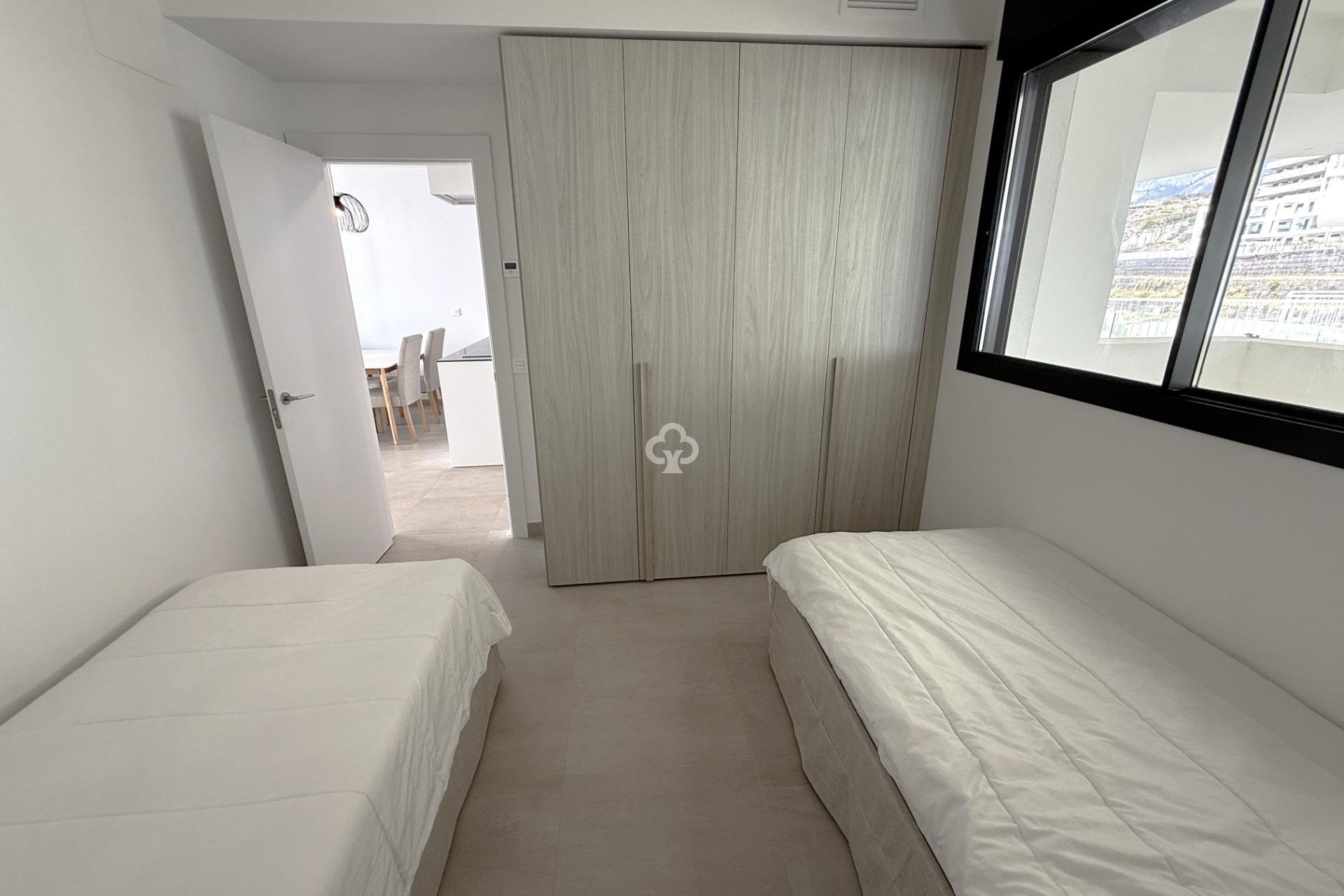 Wiederverkauf - Apartamento -
Fuengirola - Carvajal