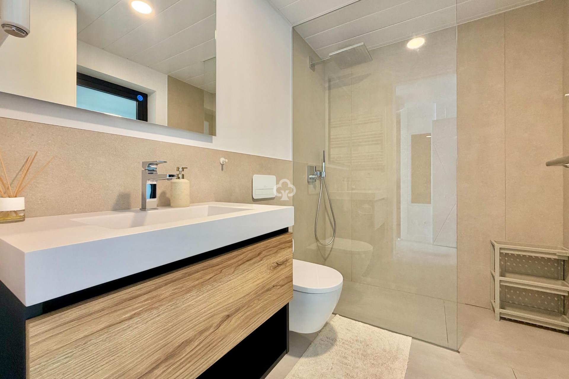 Wiederverkauf - Apartamento -
Fuengirola - El Higuerón