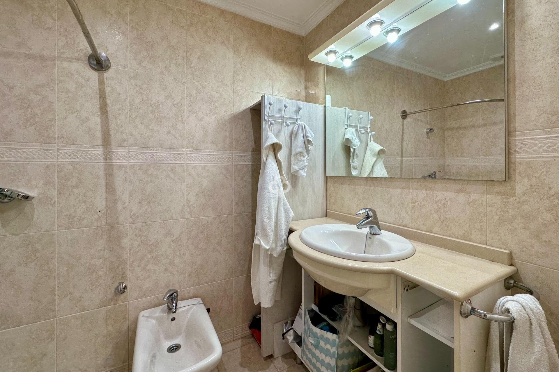 Wiederverkauf - Apartamento -
Fuengirola - Los Boliches