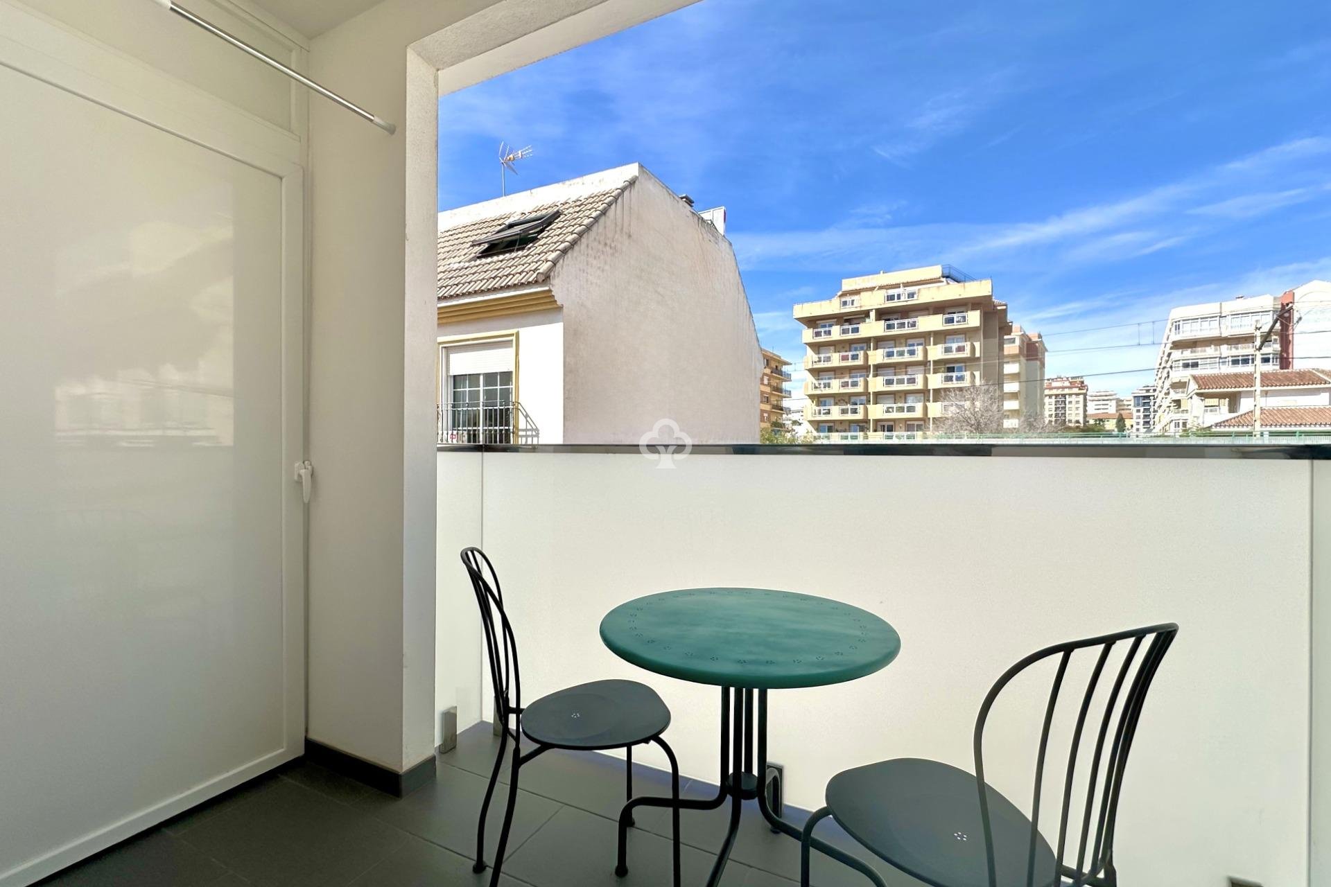 Wiederverkauf - Apartamento -
Fuengirola - Los Boliches