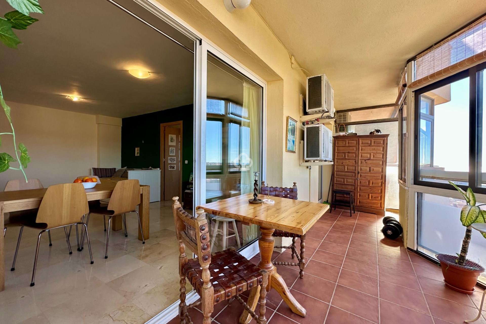 Wiederverkauf - Apartamento -
Fuengirola - Los Pacos