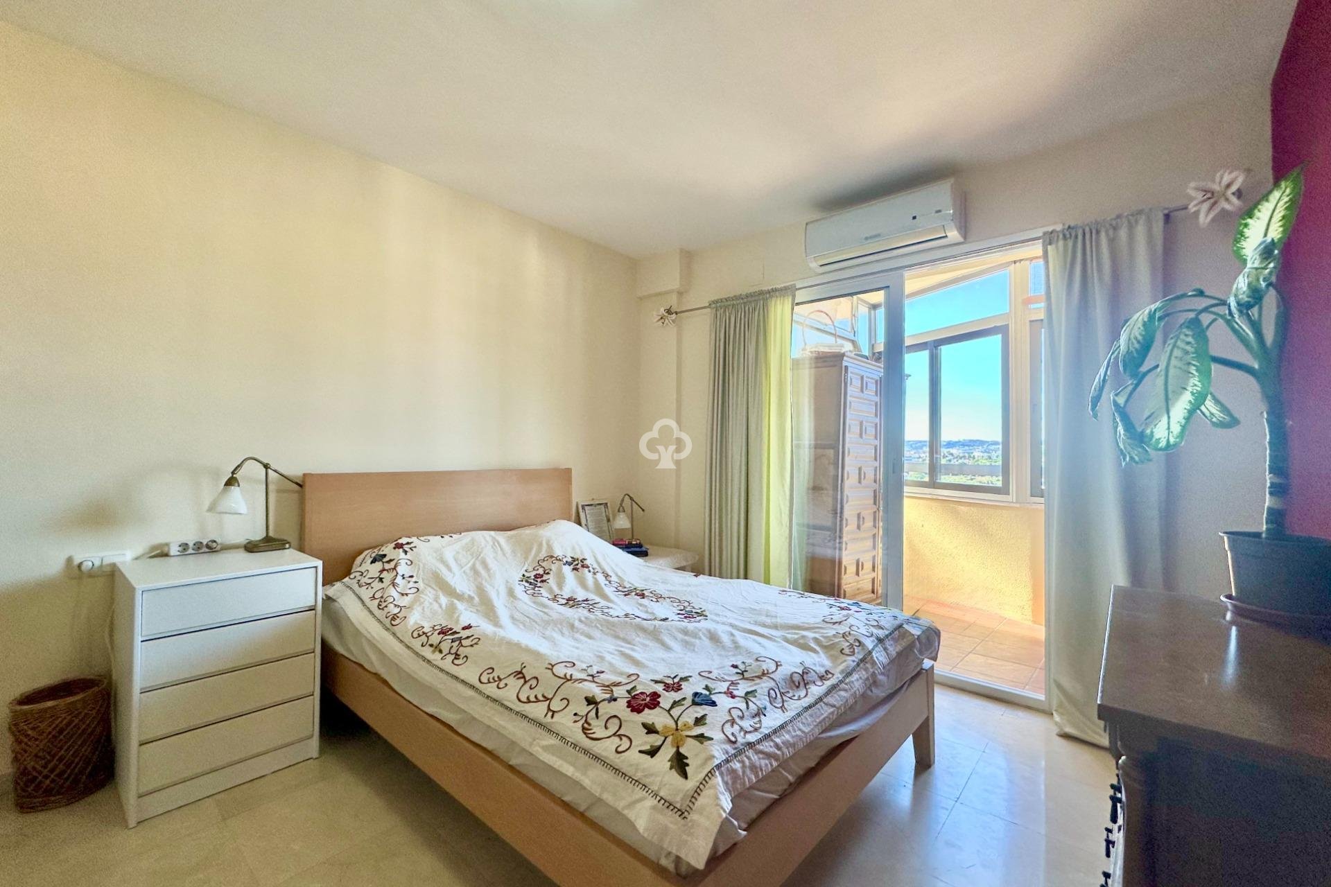 Wiederverkauf - Apartamento -
Fuengirola - Los Pacos