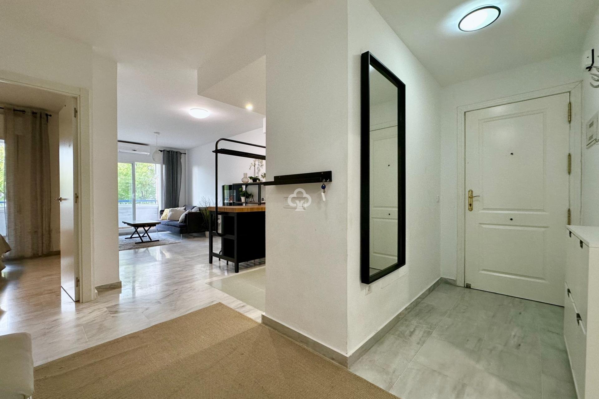 Wiederverkauf - Apartamento -
Fuengirola - Los Pacos