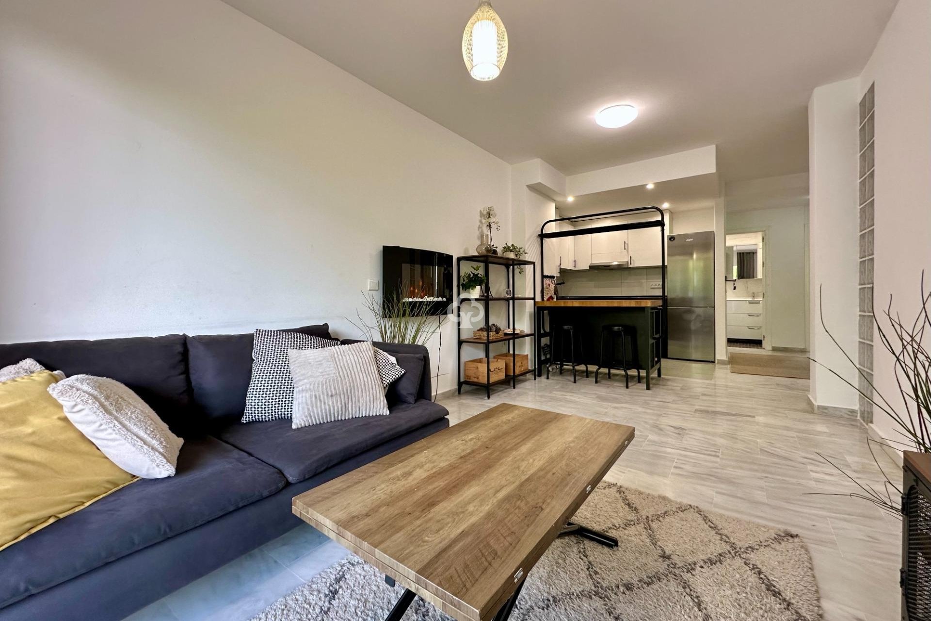 Wiederverkauf - Apartamento -
Fuengirola - Los Pacos