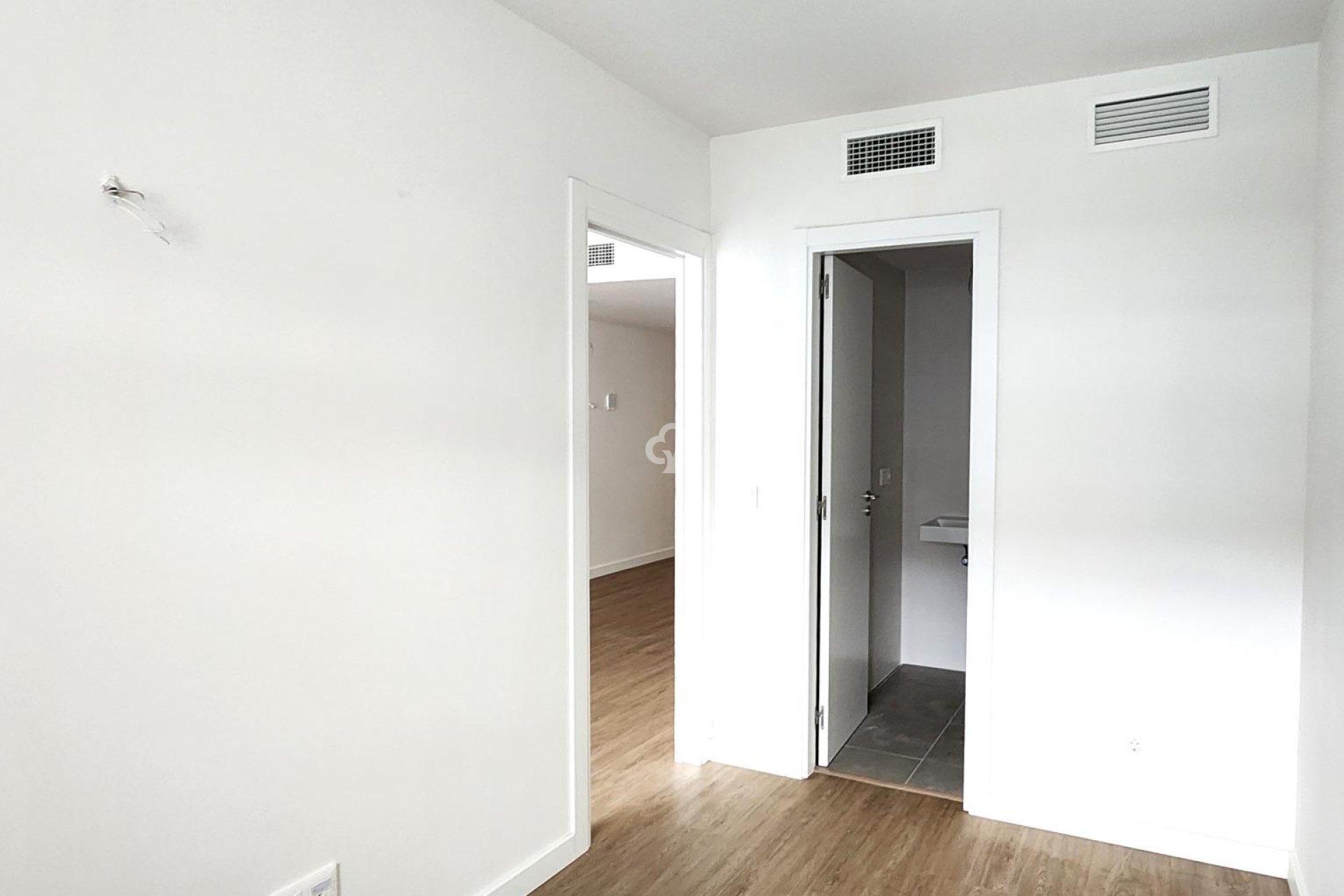 Wiederverkauf - Apartamento -
Fuengirola - Torreblanca del Sol