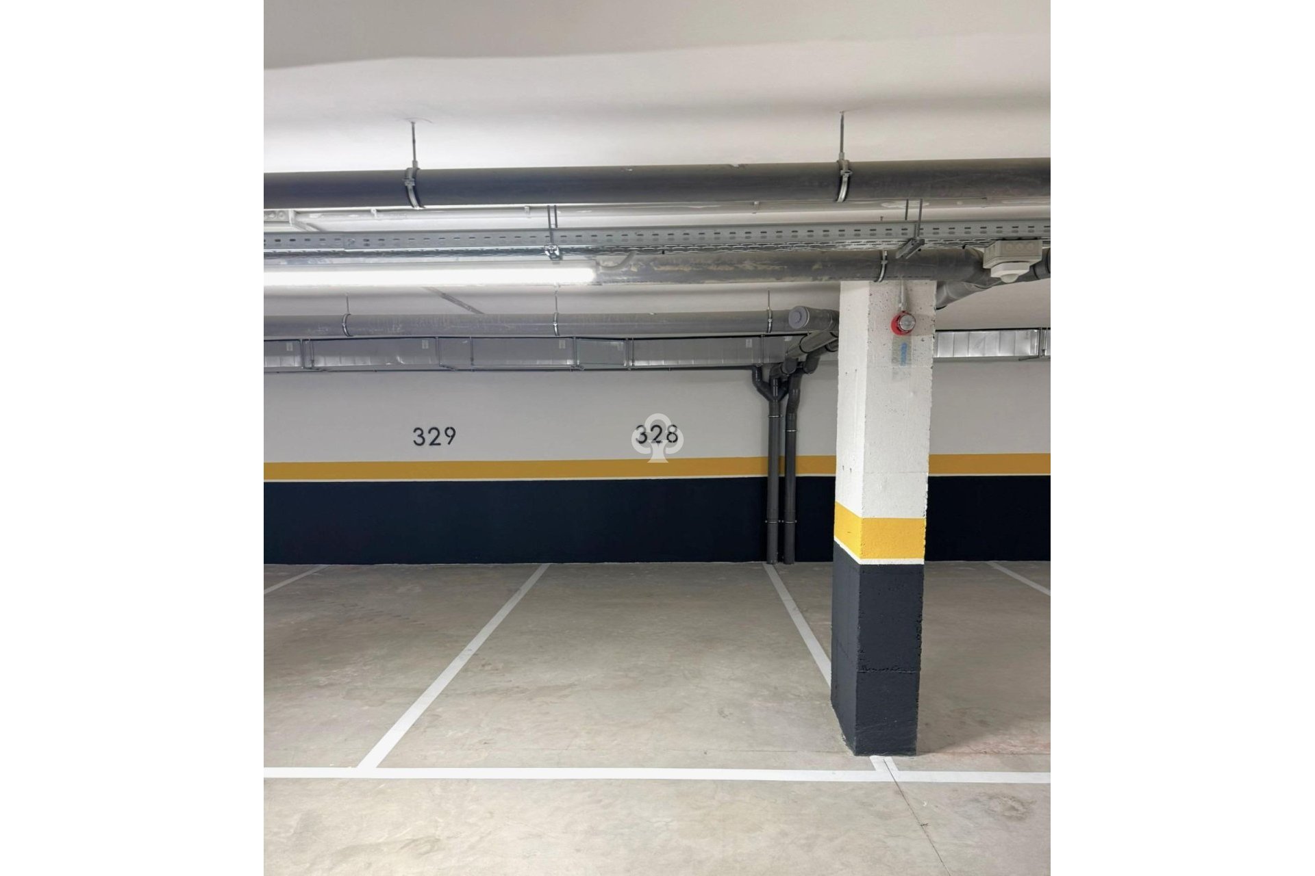 Wiederverkauf - Apartamento -
Fuengirola - Torreblanca del Sol