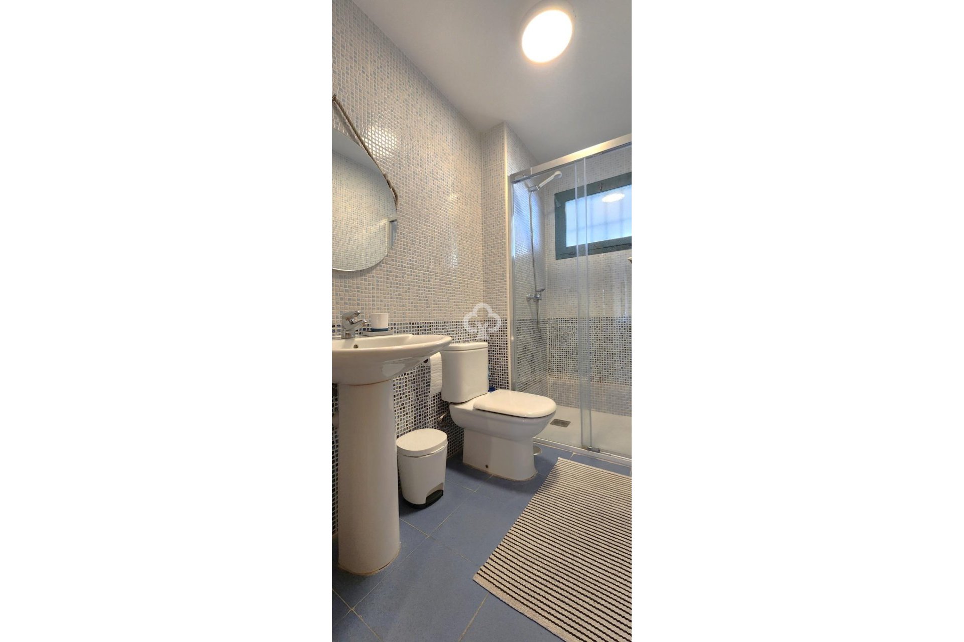 Wiederverkauf - Apartamento -
Fuengirola - Torreblanca del Sol