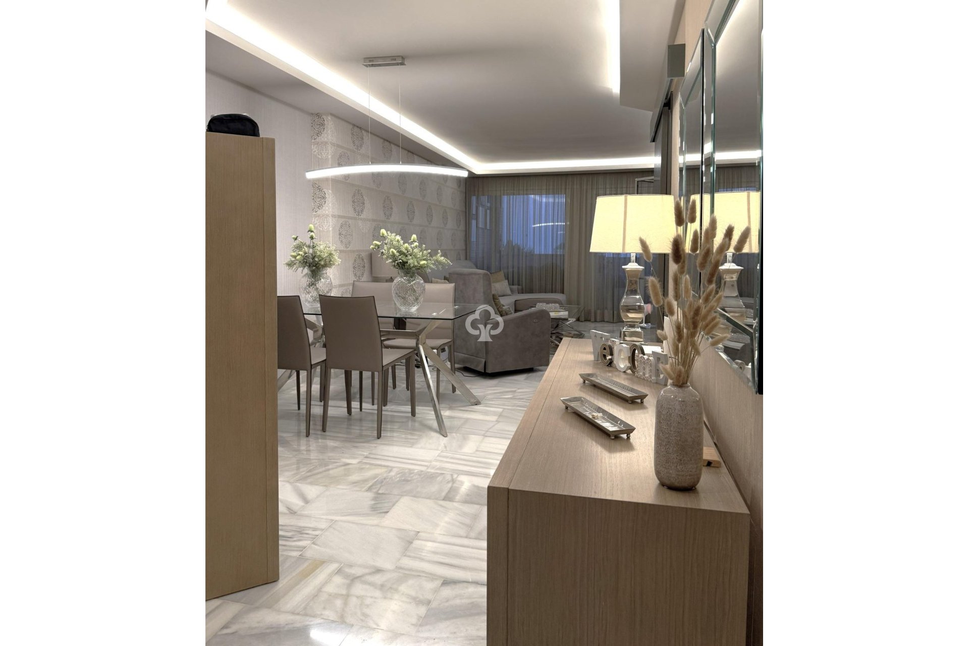 Wiederverkauf - Apartamento -
Mijas - Sitio de Calahonda