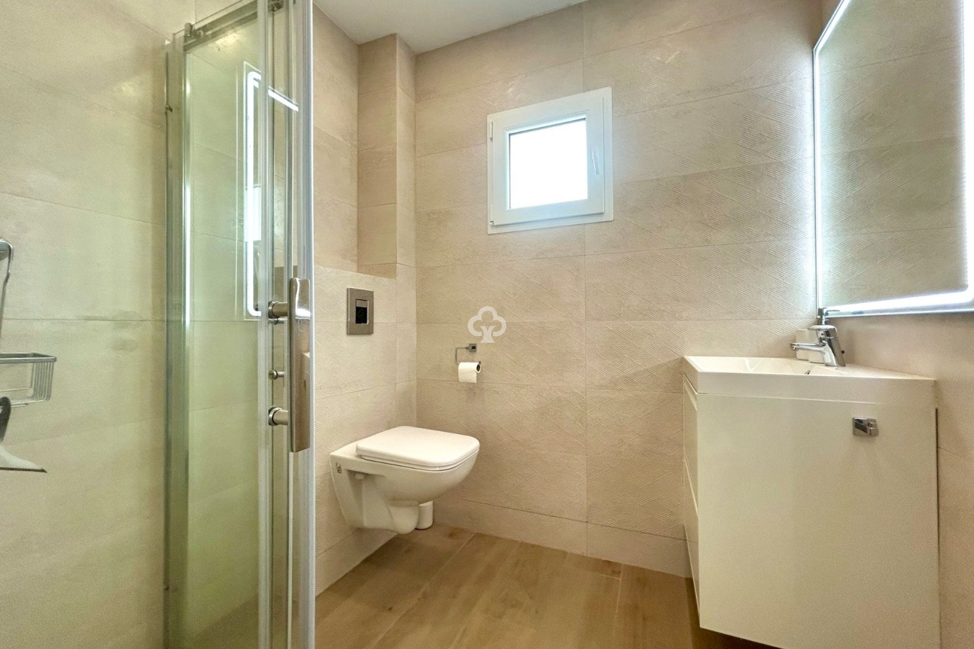 Wiederverkauf - Apartamento -
San Miguel de Salinas