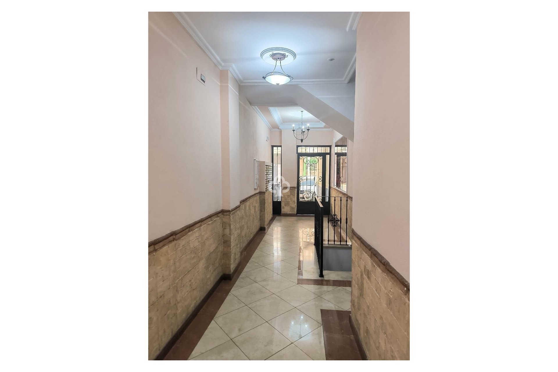 Wiederverkauf - Apartamento -
Torrevieja - El Acequión - Los Náufragos