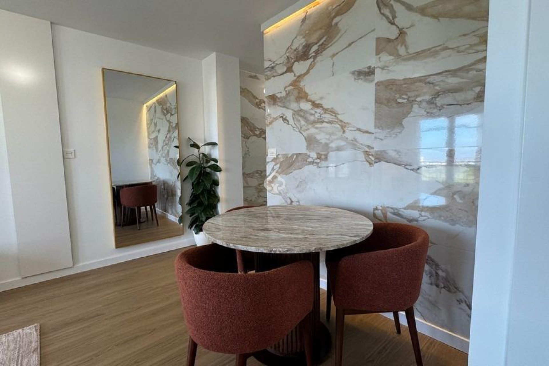 Wiederverkauf - Apartment -
Torrevieja - Punta Prima