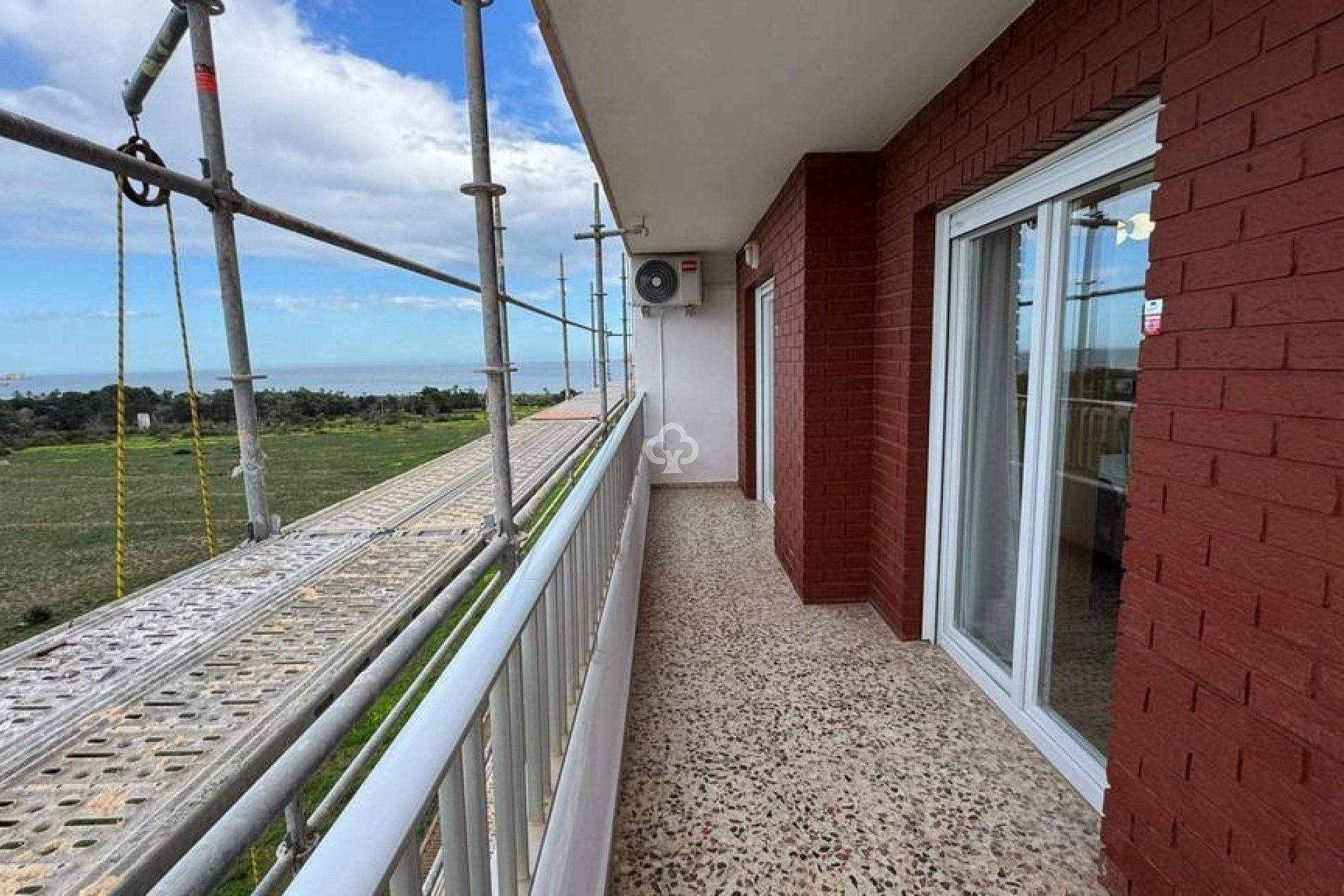 Wiederverkauf - Apartment -
Torrevieja - Punta Prima