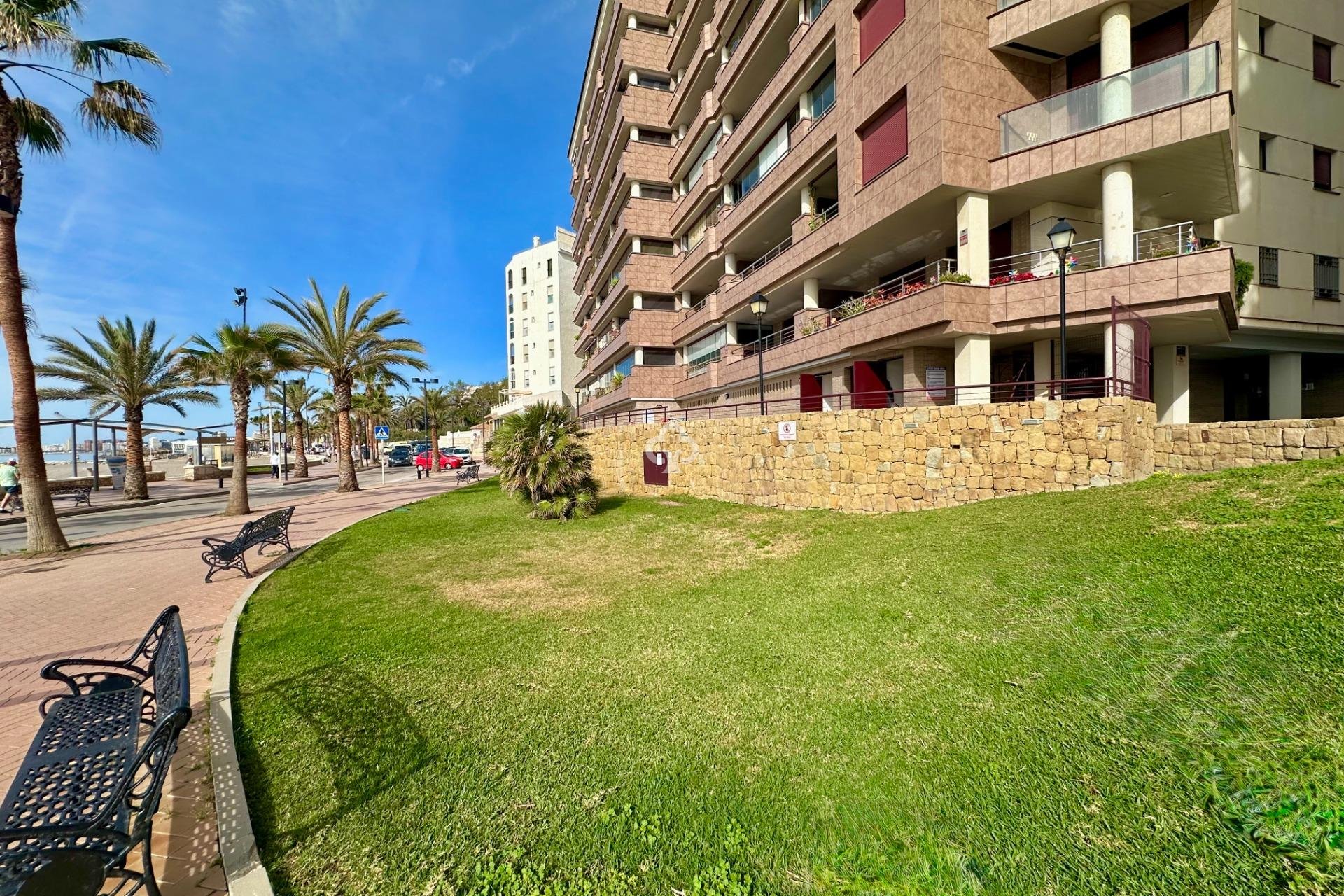 Wiederverkauf - Ático Dúplex -
Fuengirola - Carvajal