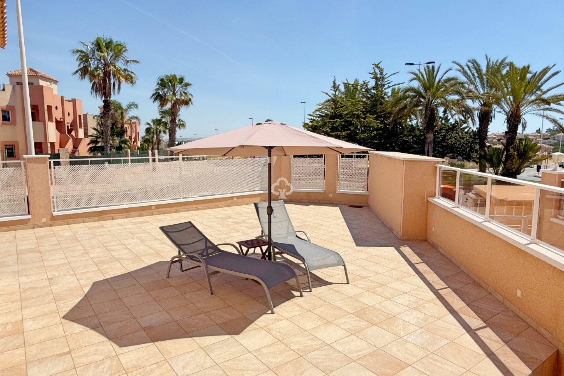 Wiederverkauf - Bungalow -
Orihuela Costa - Punta Prima