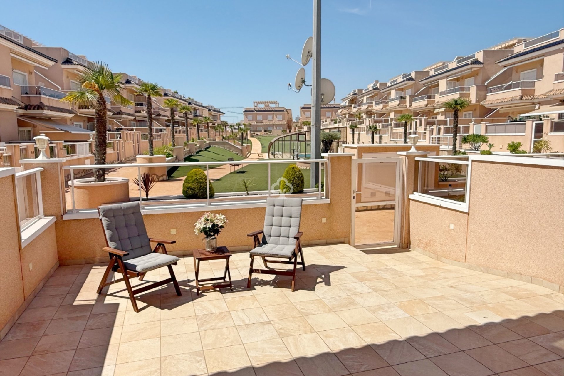 Wiederverkauf - Bungalow -
Orihuela Costa - Punta Prima