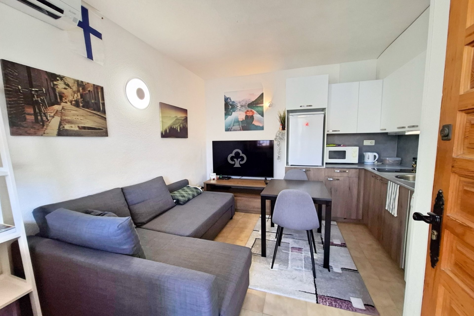 Wiederverkauf - Bungalow -
Torrevieja - Los balcones